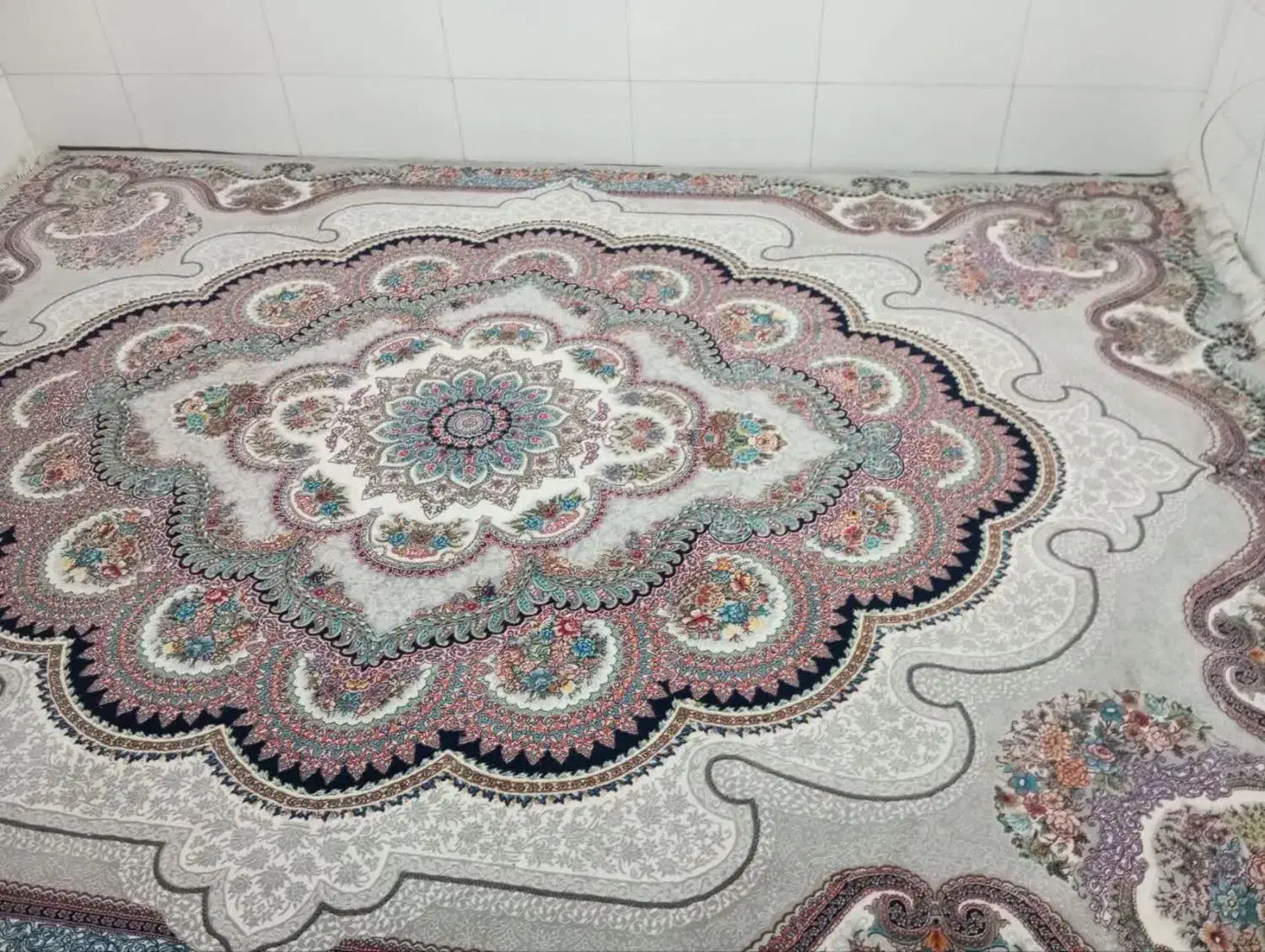 یک جفت فرش ۱۲متری ۷۰۰شانه|فرش|باقرشهر, |دیوار