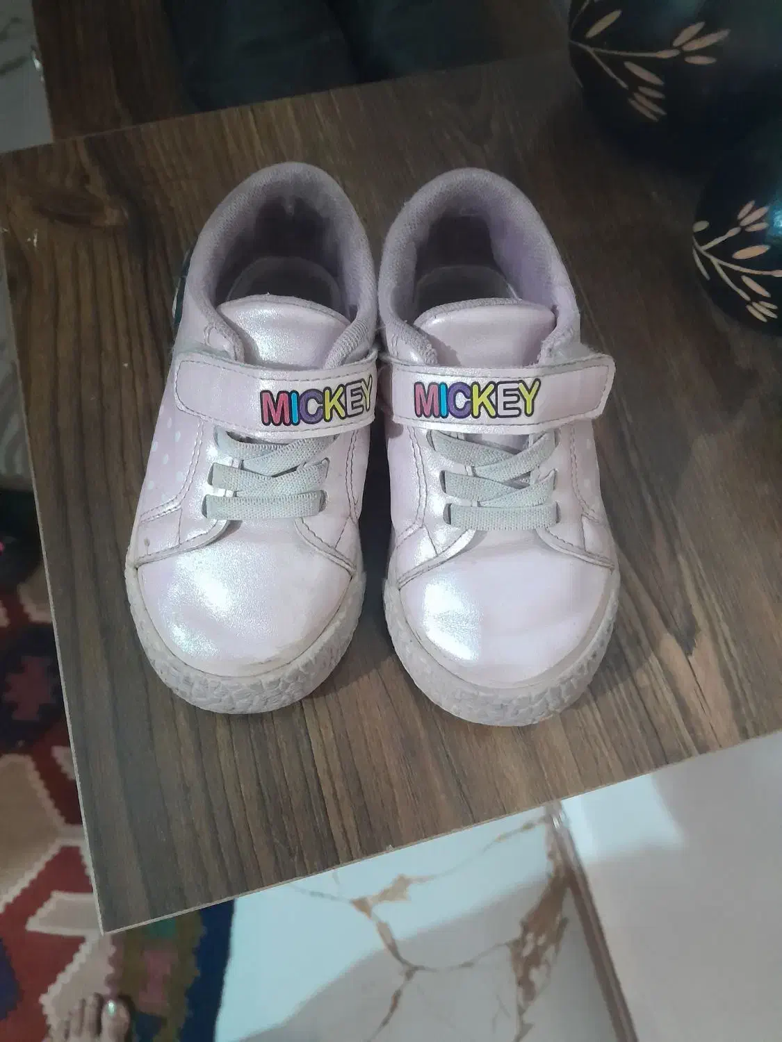 چکمه وکفش بچگانه|کیف، کفش، کمربند|بروجرد, |دیوار