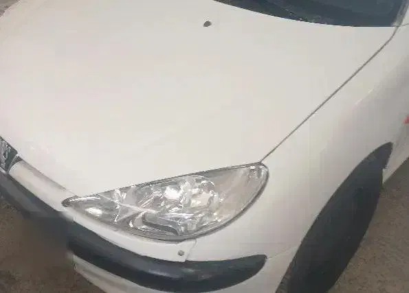 ۲۰۶ تیپ دو . تمیز و مرتب|خودرو سواری و وانت|لاهیجان, شیشه گران|دیوار