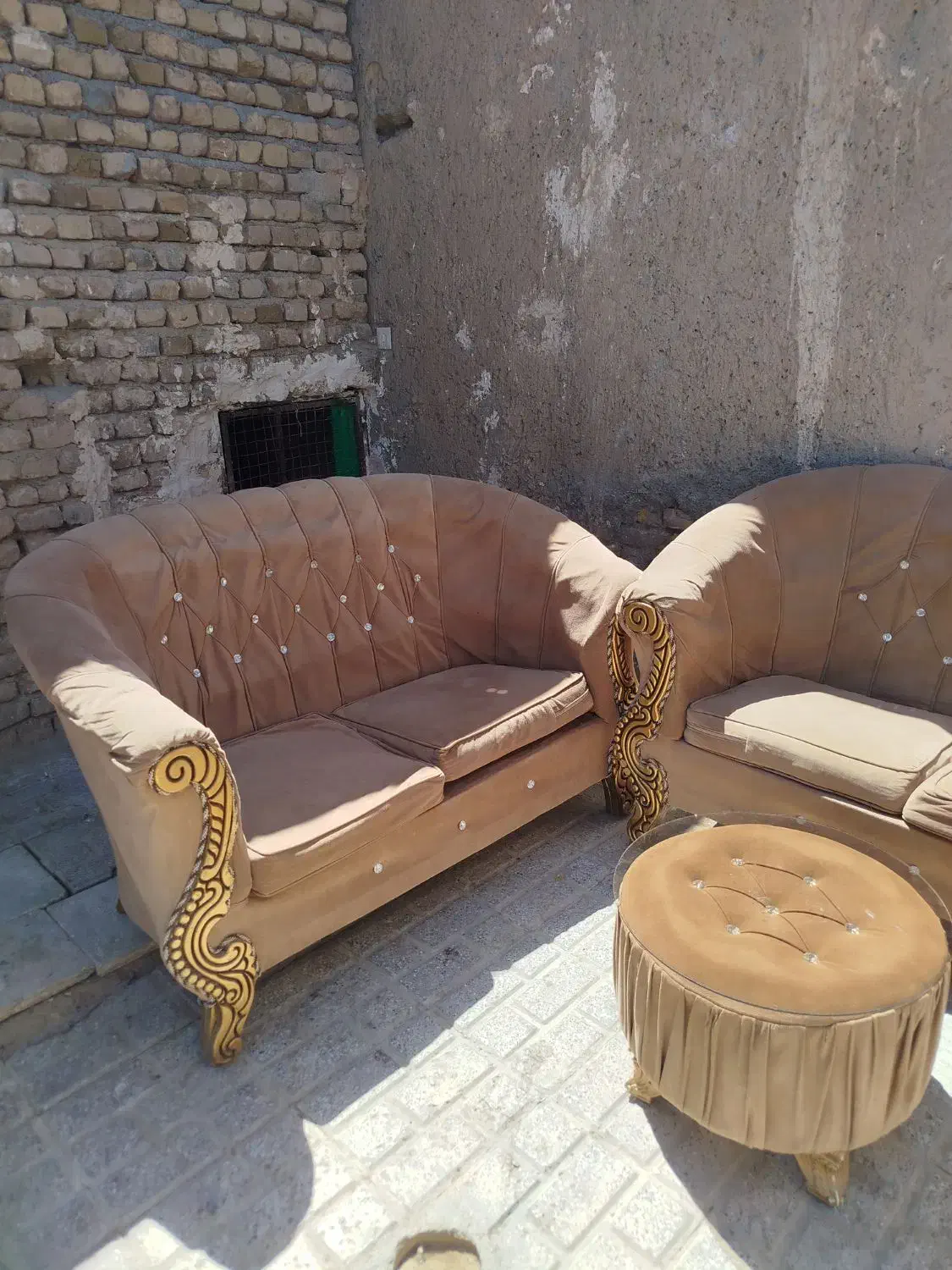 مبل ده نفره بامیز|مبلمان خانگی و میز عسلی|تربت‌حیدریه, شهرک ولیعصر|دیوار