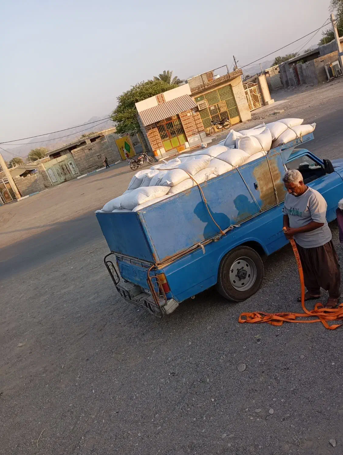 ارزن|خوردنی و آشامیدنی|کهنوج, |دیوار