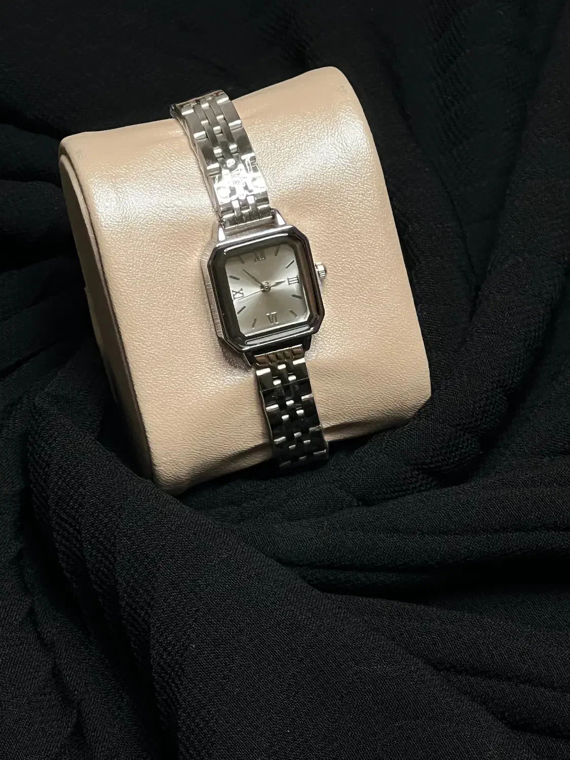 ساعت مچی(زنانه)|ساعت|رباطکریم, رباطکریم|دیوار