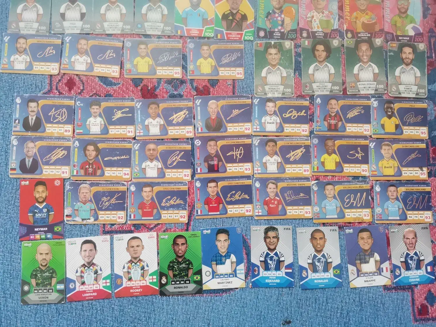 کیمدی|اسباببازی|بم, |دیوار