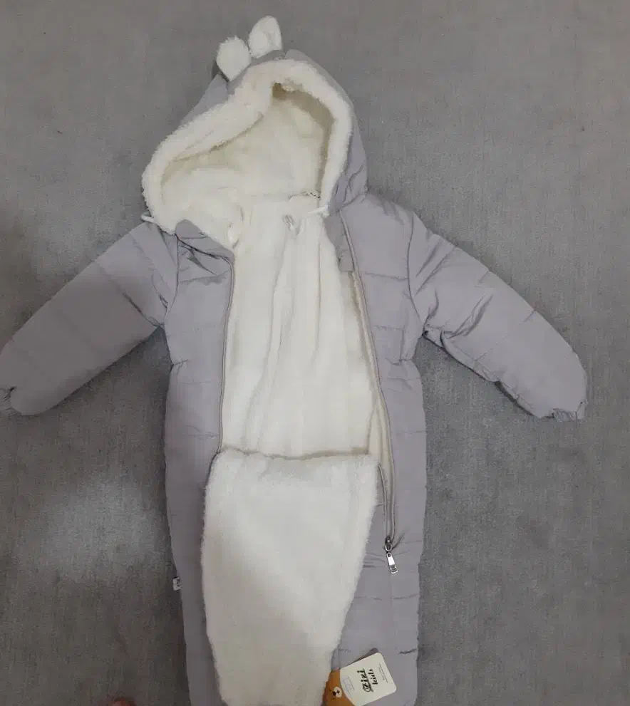 سرهمی زیر قیمت بازار|کفش و لباس بچه|کاشمر, |دیوار