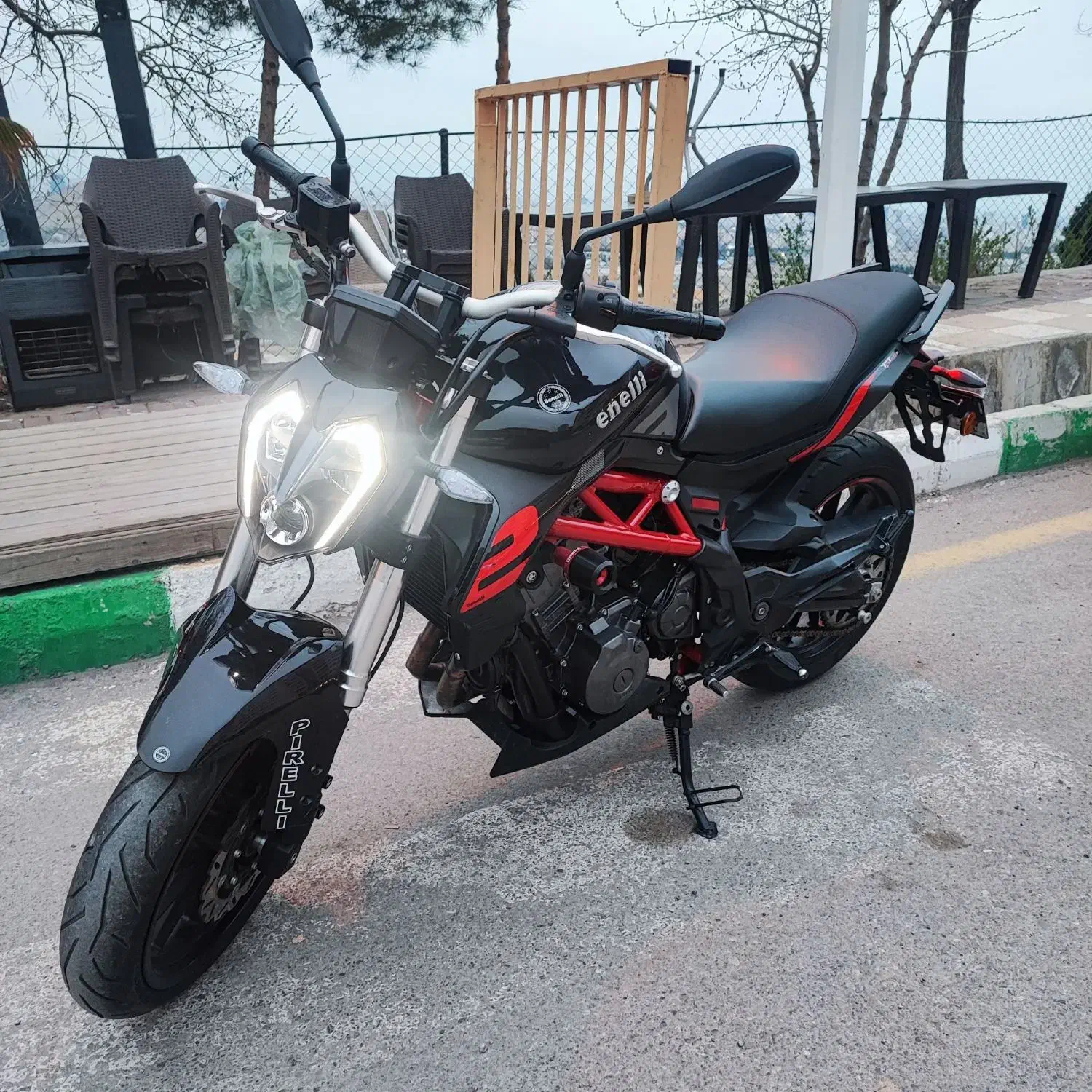 بنلی 300 جفت|موتورسیکلت|مشهد, حضرت حجت|دیوار