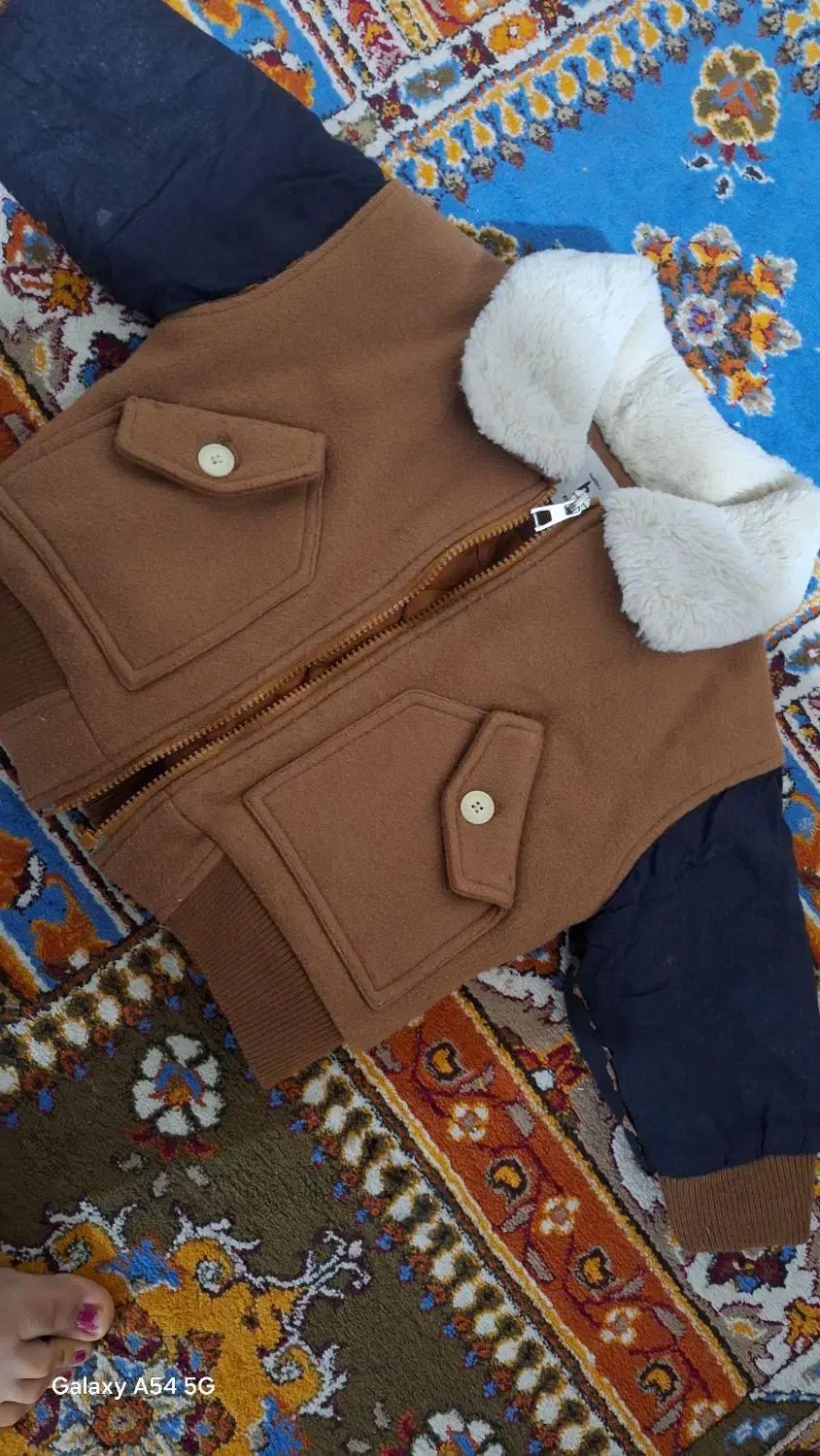 کاپشن|کفش و لباس بچه|اسلام‌شهر, شهرک الهیه|دیوار