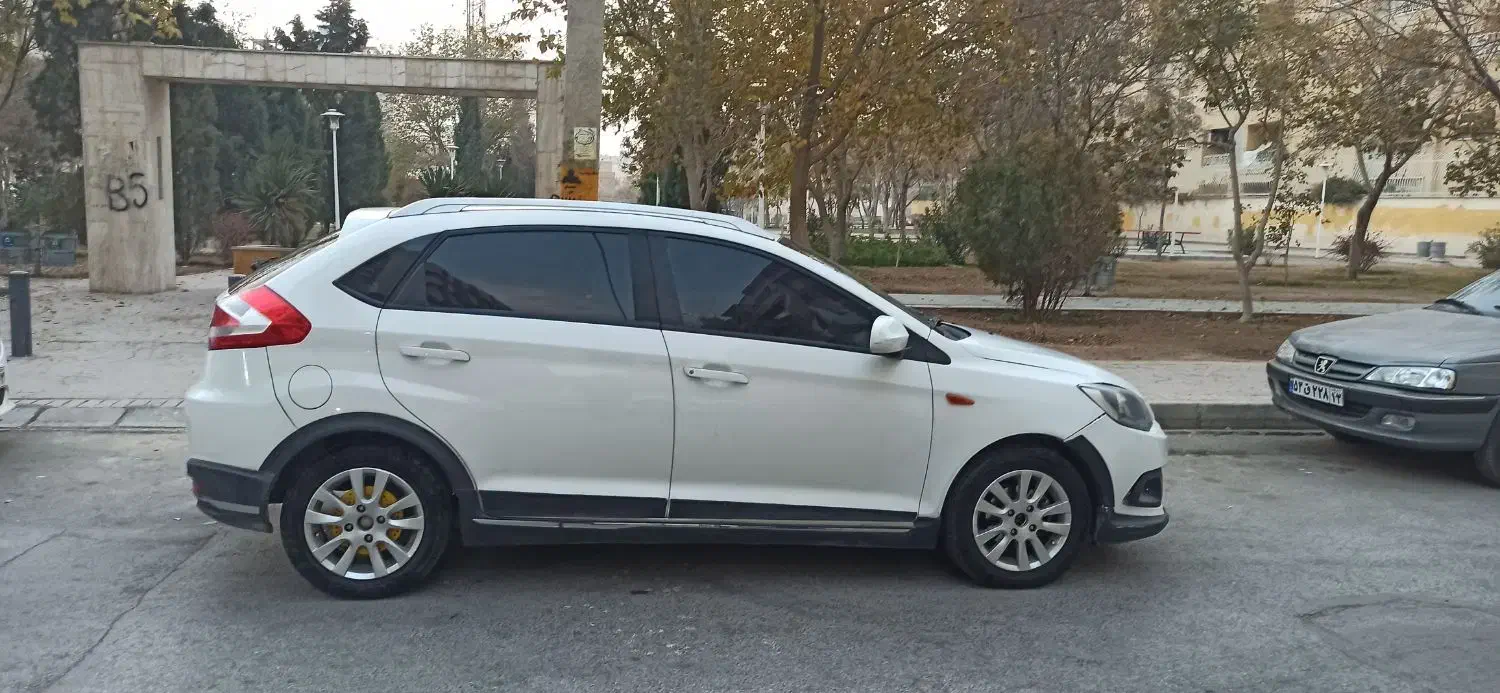 فروش mvm315 اکسلنت۱۳۹۷ معاوضهmvm110. چری ویانا|خودرو سواری و وانت|اصفهان, برزان|دیوار