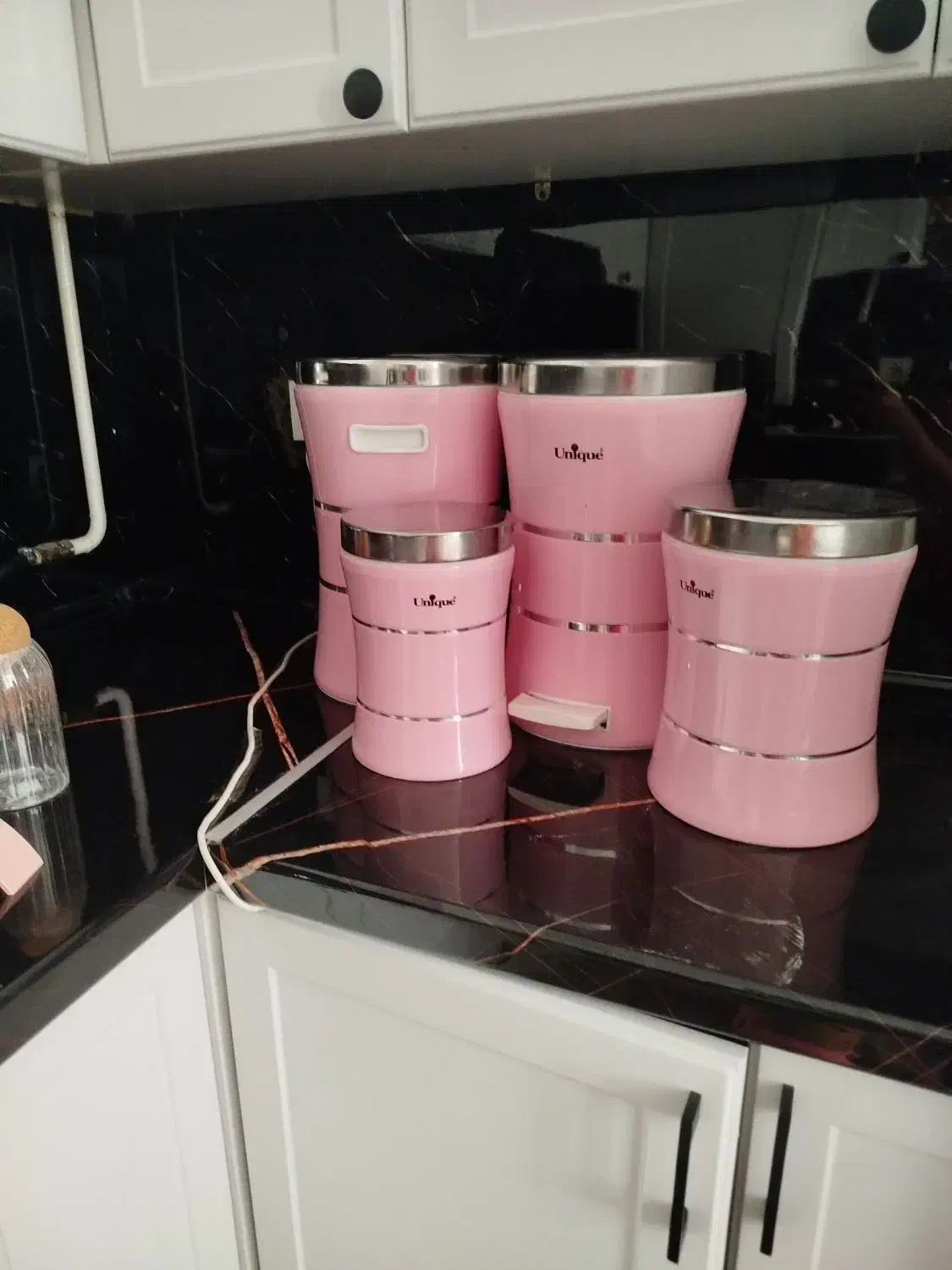 سرویس ۱۸ پارچه یونیک|ظروف نگهدارنده، پلاستیکی، یکبارمصرف|یزد, |دیوار