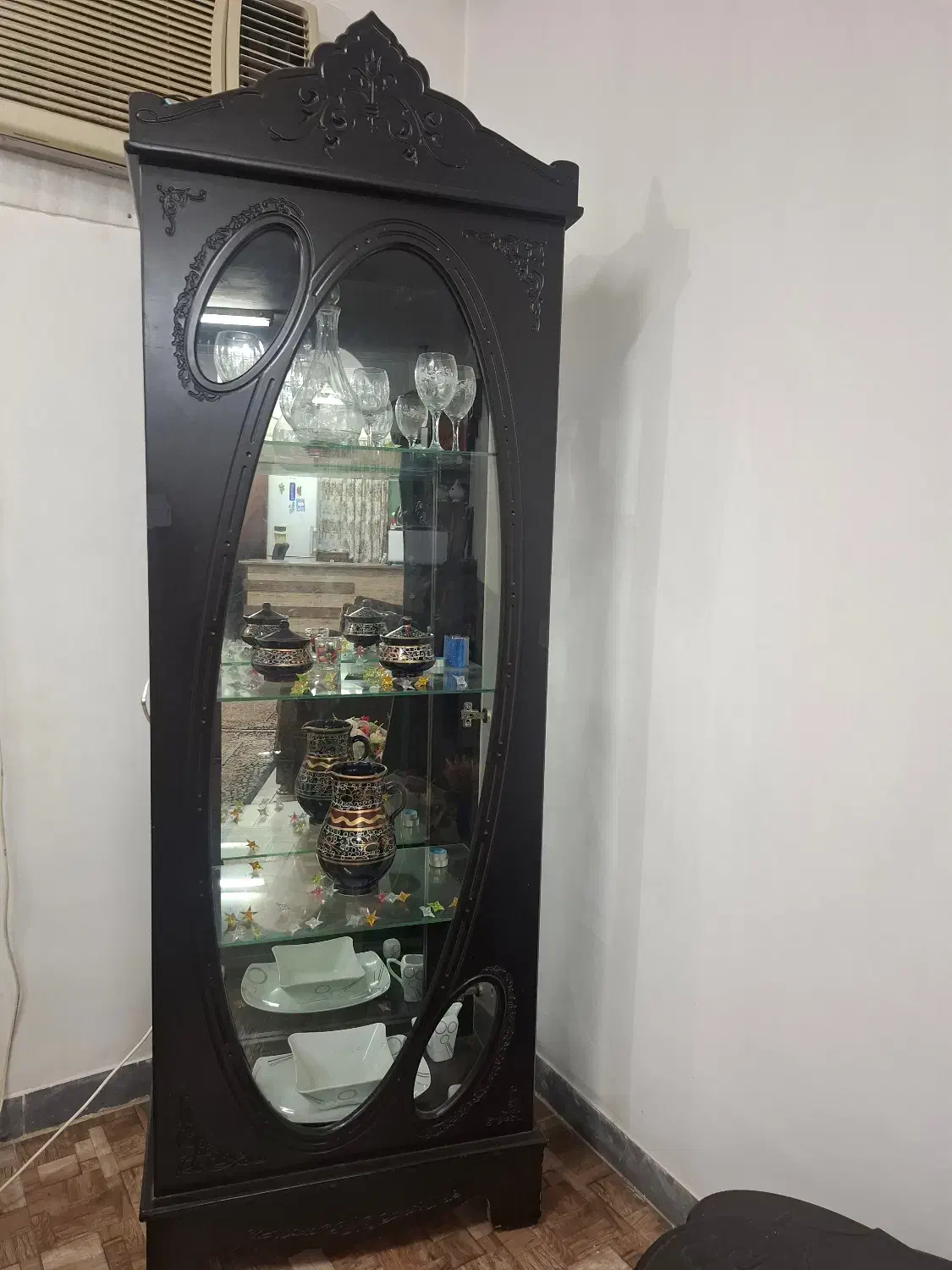 بوفه|بوفه، ویترین، کنسول|رشت, نامجو|دیوار