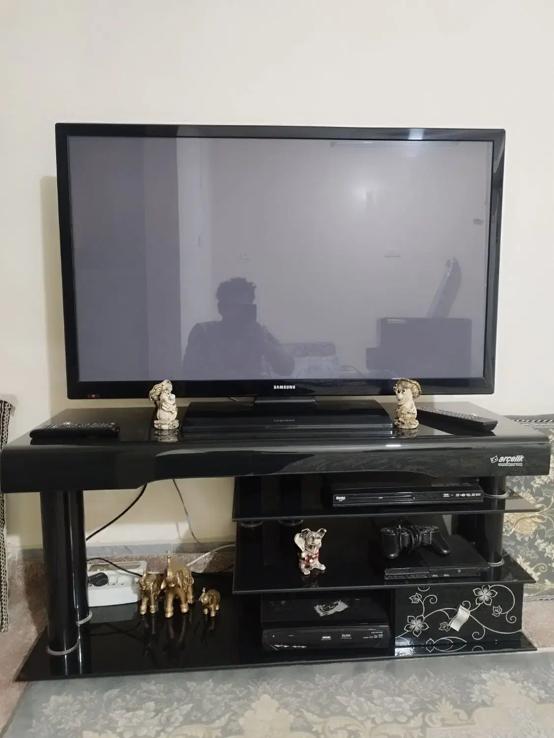 تلویزیون سامسونگ اصل کره 43 سالم|تلویزیون و پروژکتور|ساوه, |دیوار