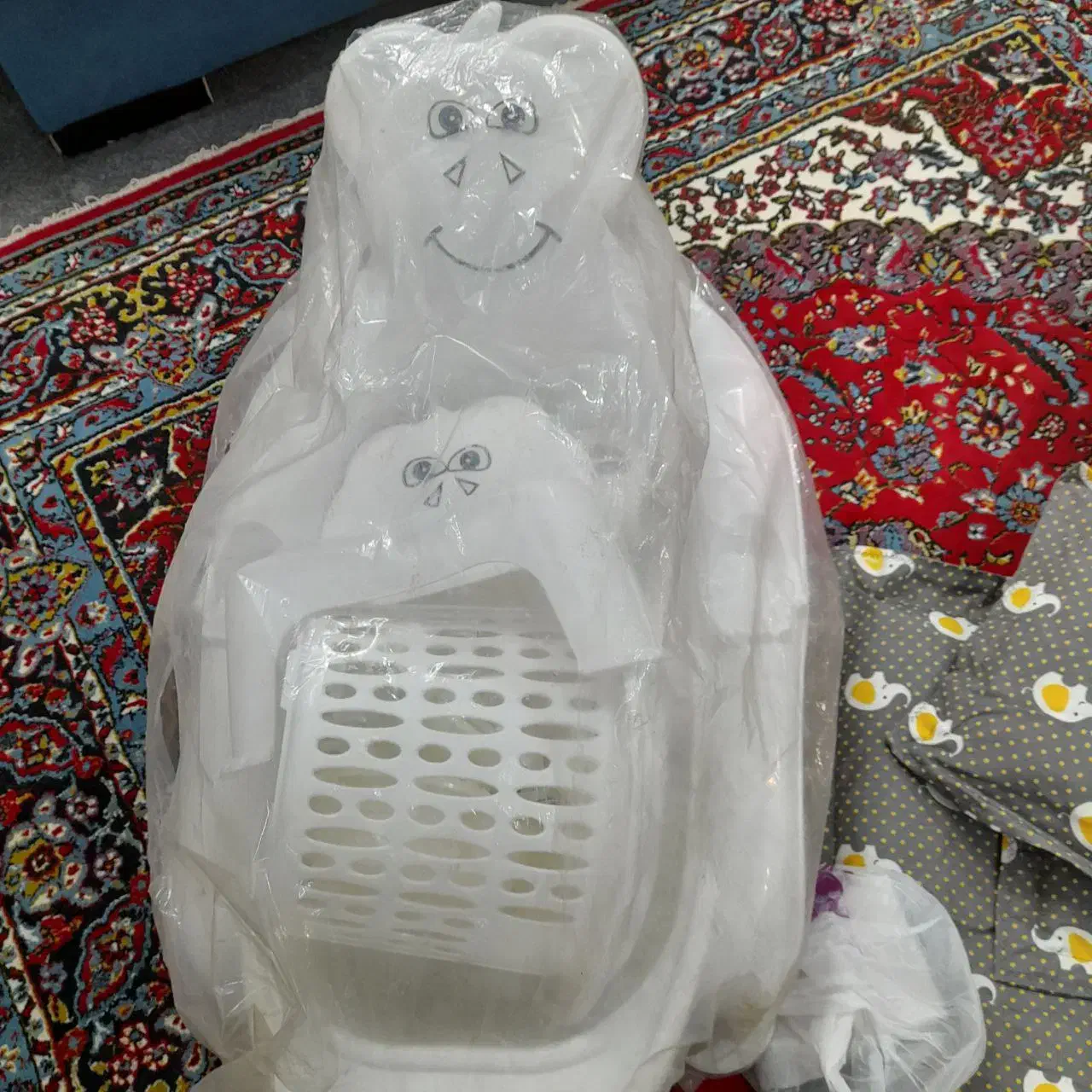 چند تیکه لباس بچه نو نو|اسباب و اثاث بچه|لنگرود, |دیوار