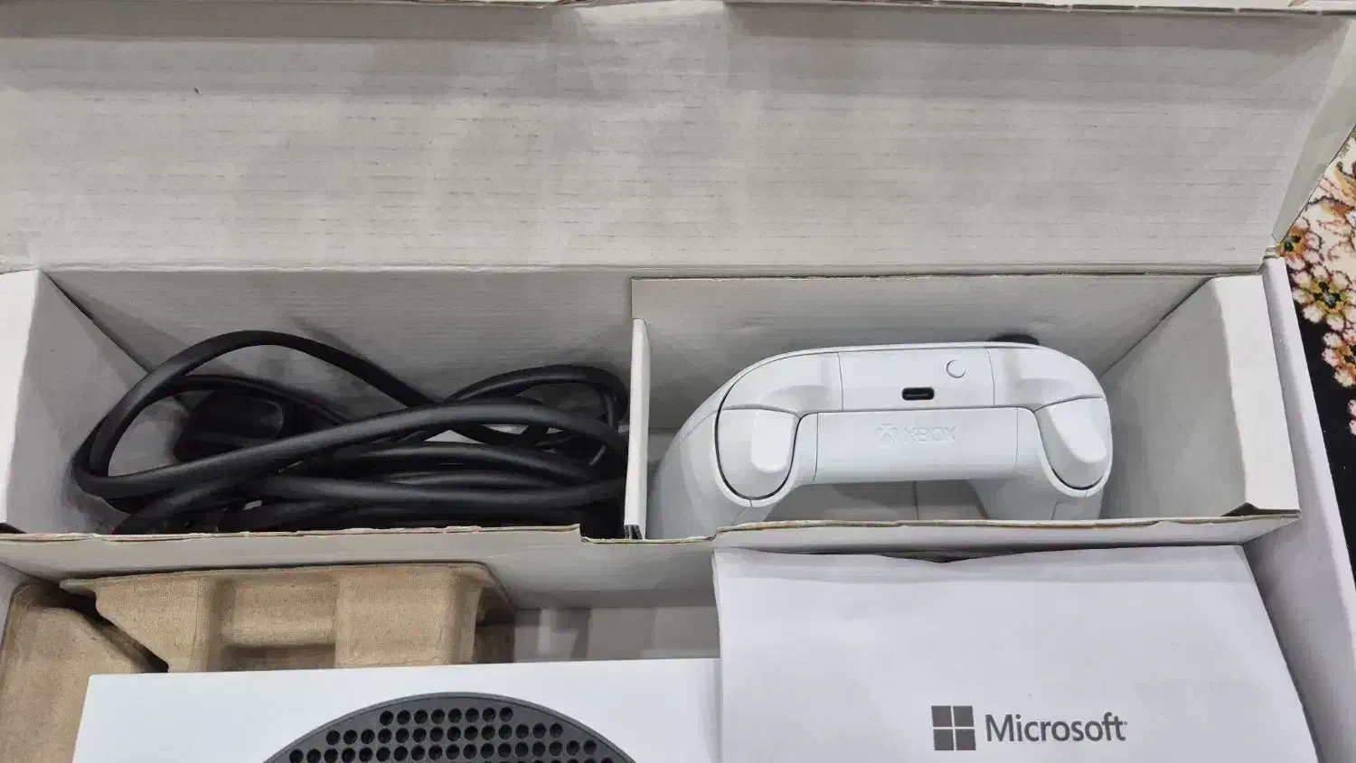 xbox series s بسیار کم کار|کنسول، بازی ویدئویی و آنلاین|اسلامشهر, صادقیه|دیوار