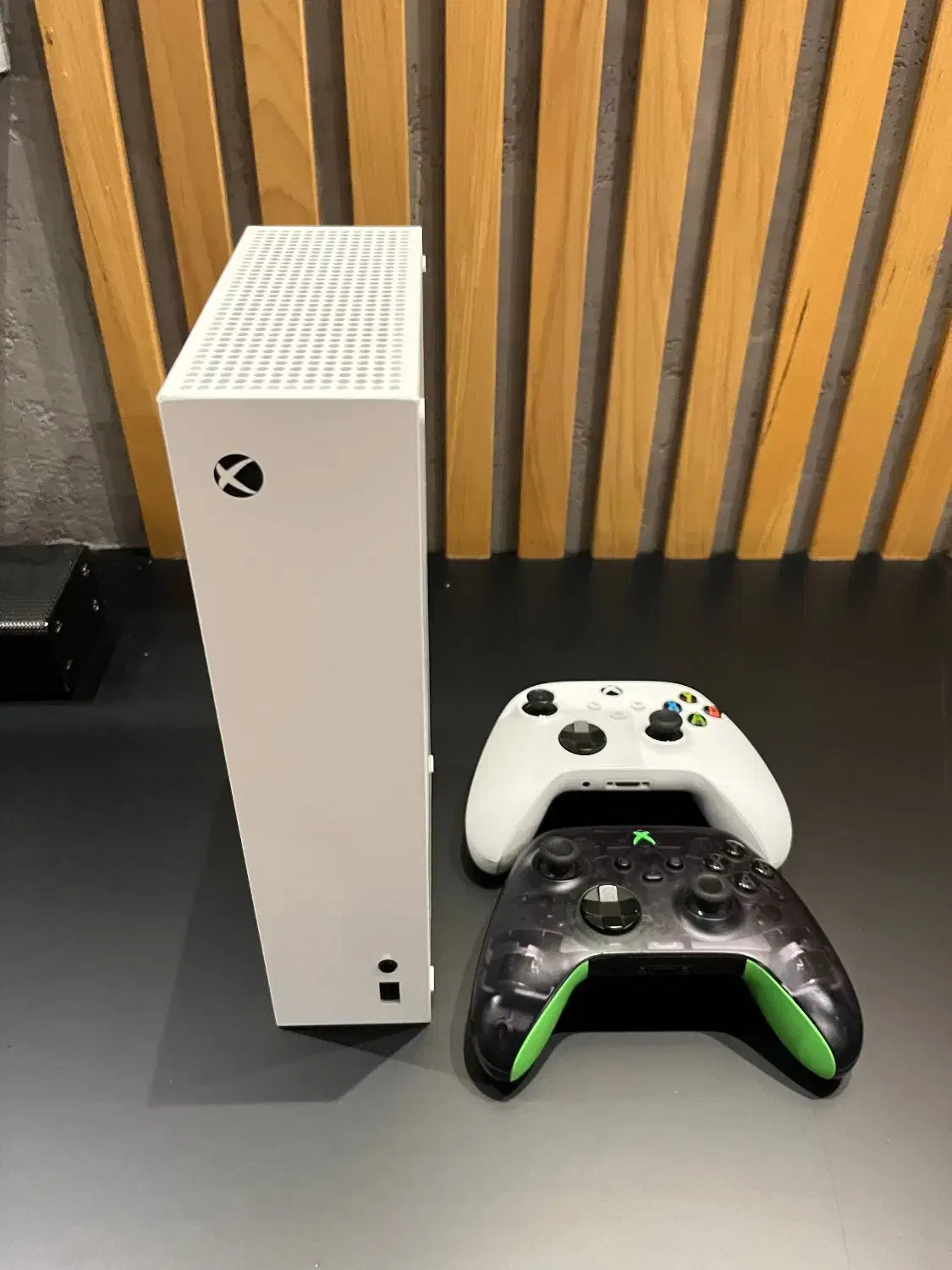 XBOX Series S دو دسته - اکس باکس سری اس|کنسول، بازی ویدئویی و آنلاین|ساری, |دیوار