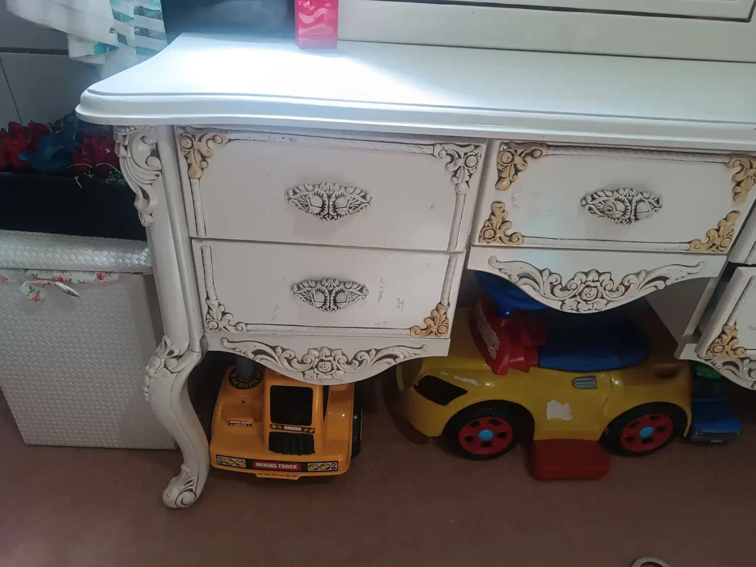 میز|میز تحریر و کامپیوتر|اراک, |دیوار