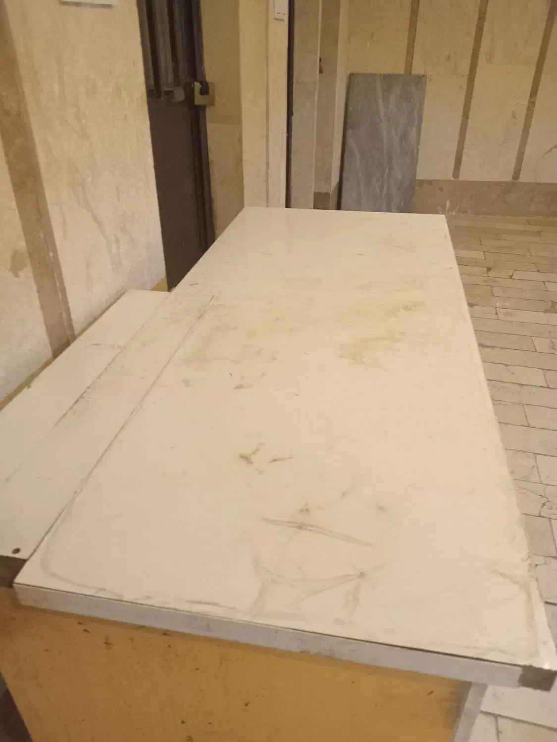 کابینت ۳ دره با ۶ تا طبقه جا دار|مبلمان خانگی و میز عسلی|تهران, گرگان|دیوار