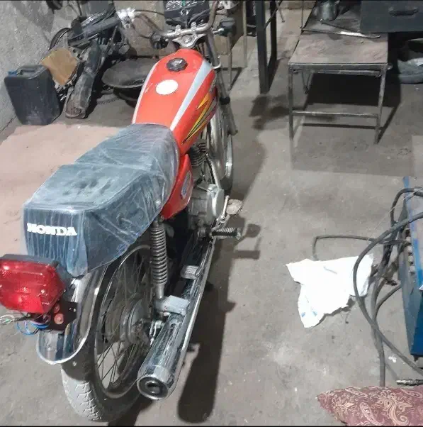 موتور هوندا ۱۲۵|موتورسیکلت|آق قلا, |دیوار