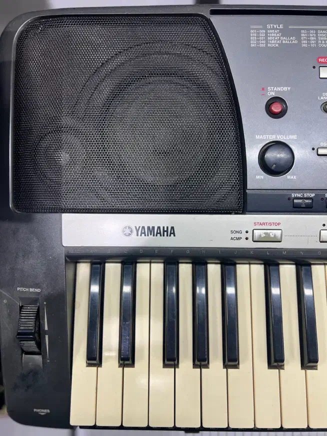 ارگ یاماها مدل ۶۴۰|پیانو، کیبورد، آکاردئون|آستانه اشرفیه, |دیوار