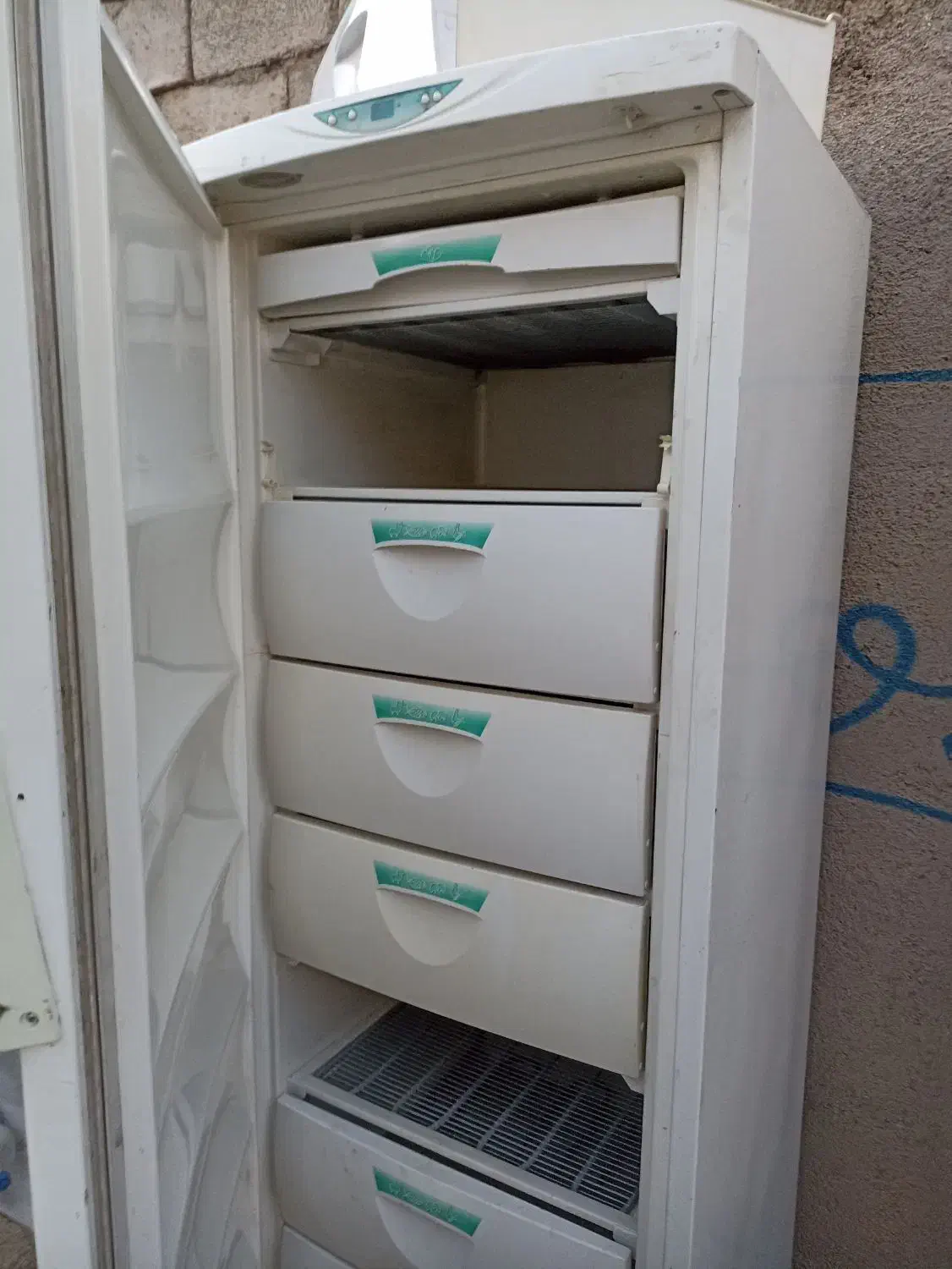 فریزر سالم|یخچال و فریزر|سبزوار, زینبیه|دیوار