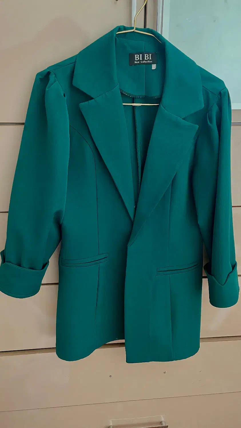 مانتو مجلسی|لباس|قرچک, قشلاق جیتو|دیوار