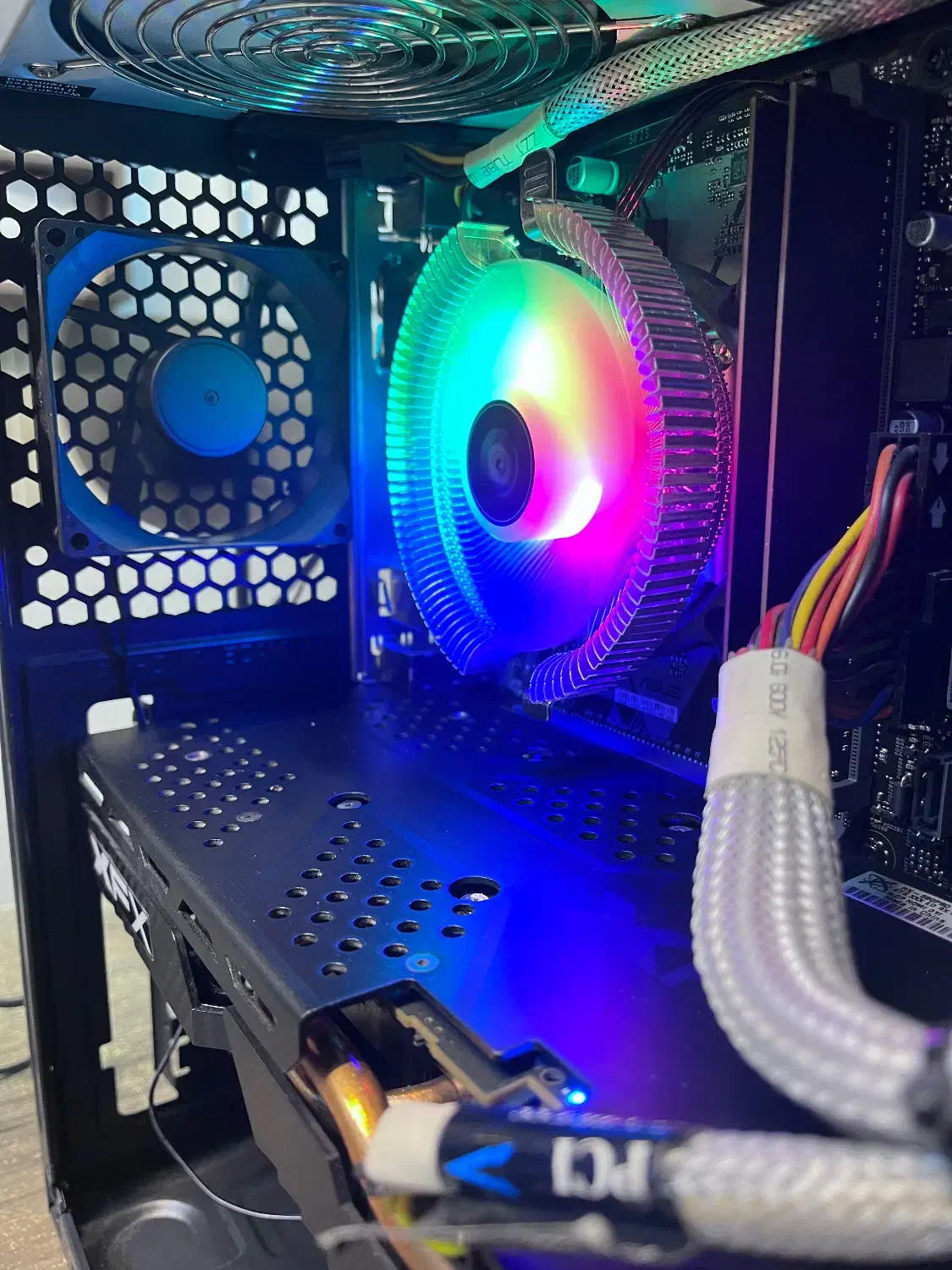 کیس گیمینگ اقتصادی|رایانه رومیزی|گرگان, |دیوار