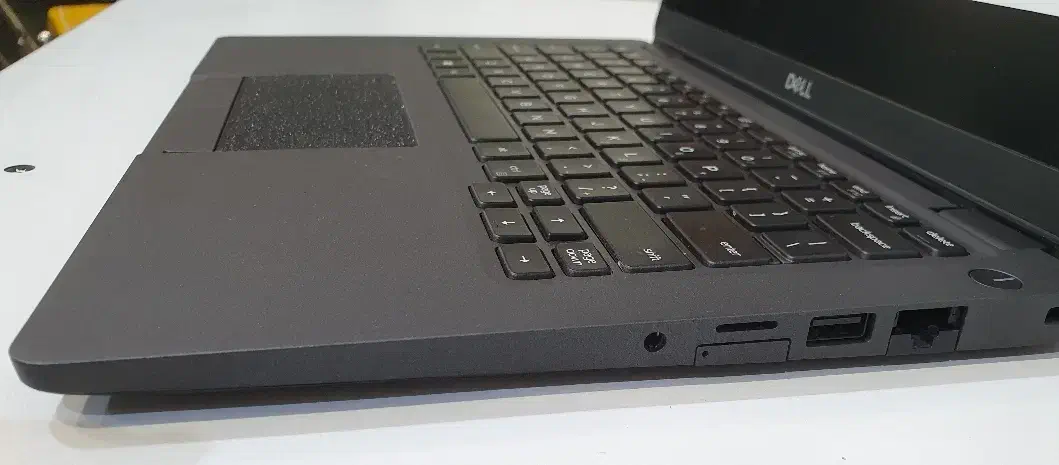 لپ تاپ DELL Latitude 5300 - خوراکِ حرفه‌ای‌ها|رایانه همراه|قم, آذر (نکویی)|دیوار