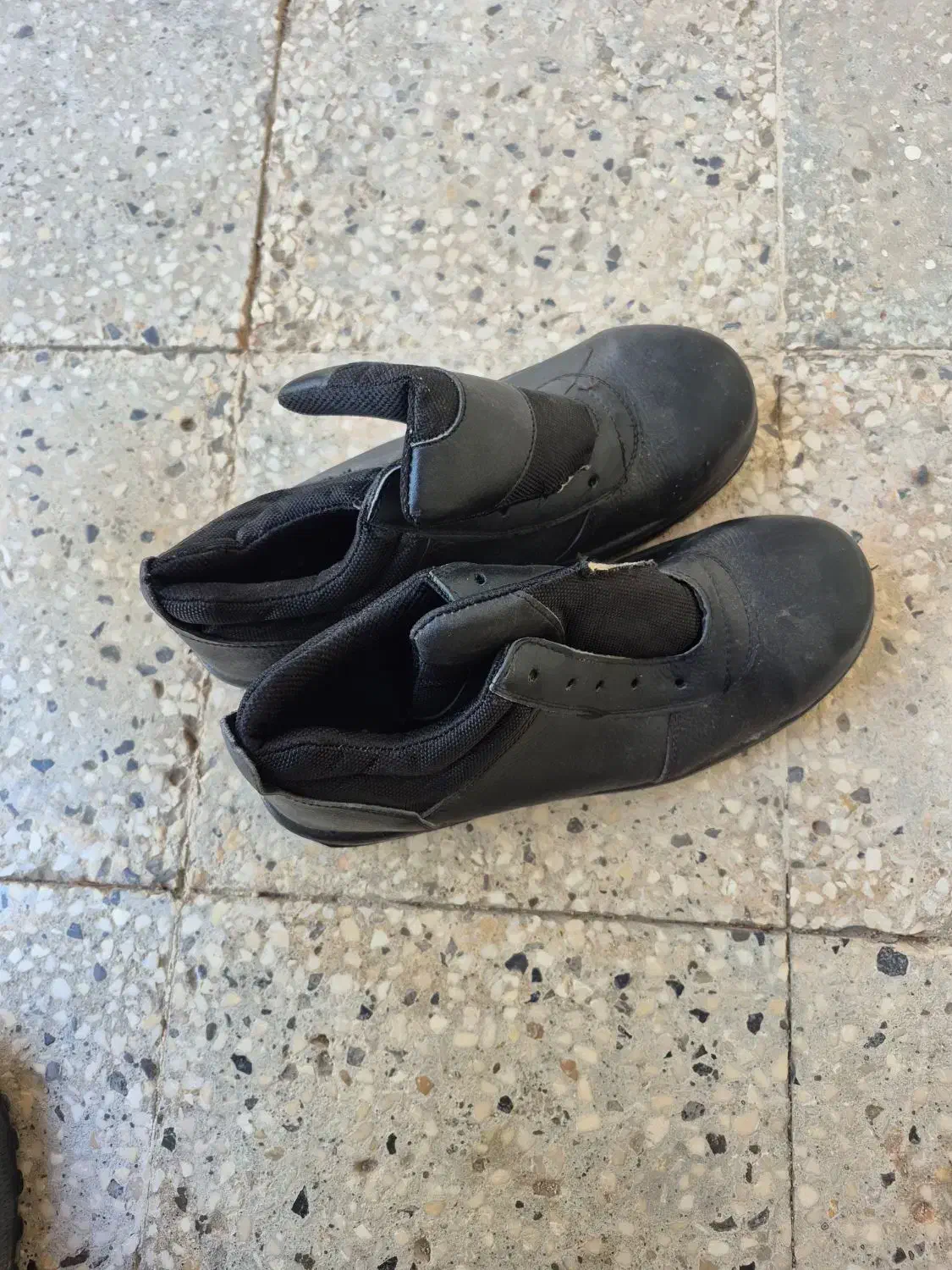 کفش ایمنی|کیف، کفش، کمربند|برازجان, |دیوار