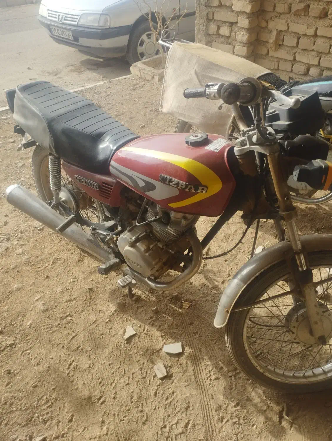 موتور سیکلت|موتورسیکلت|سده (خراسان جنوبی), |دیوار