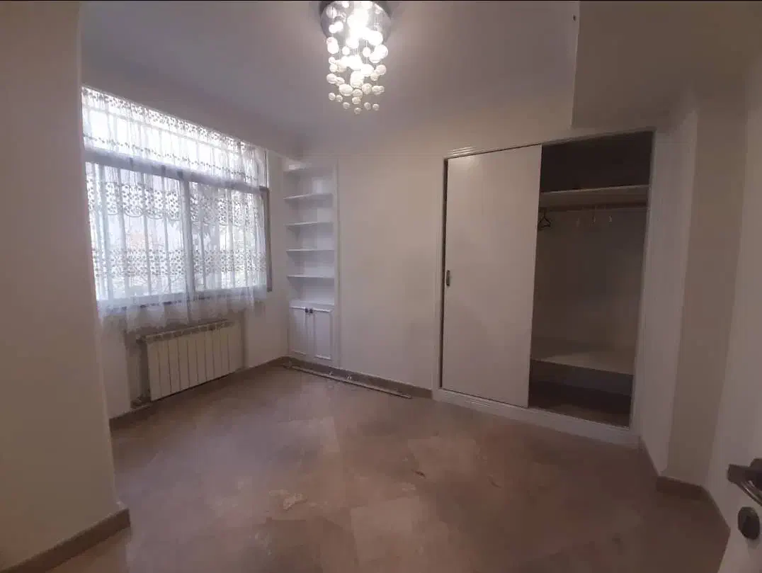 ۱۳۰ متر/ تکواحدی /نور و نقشه بی نظیر