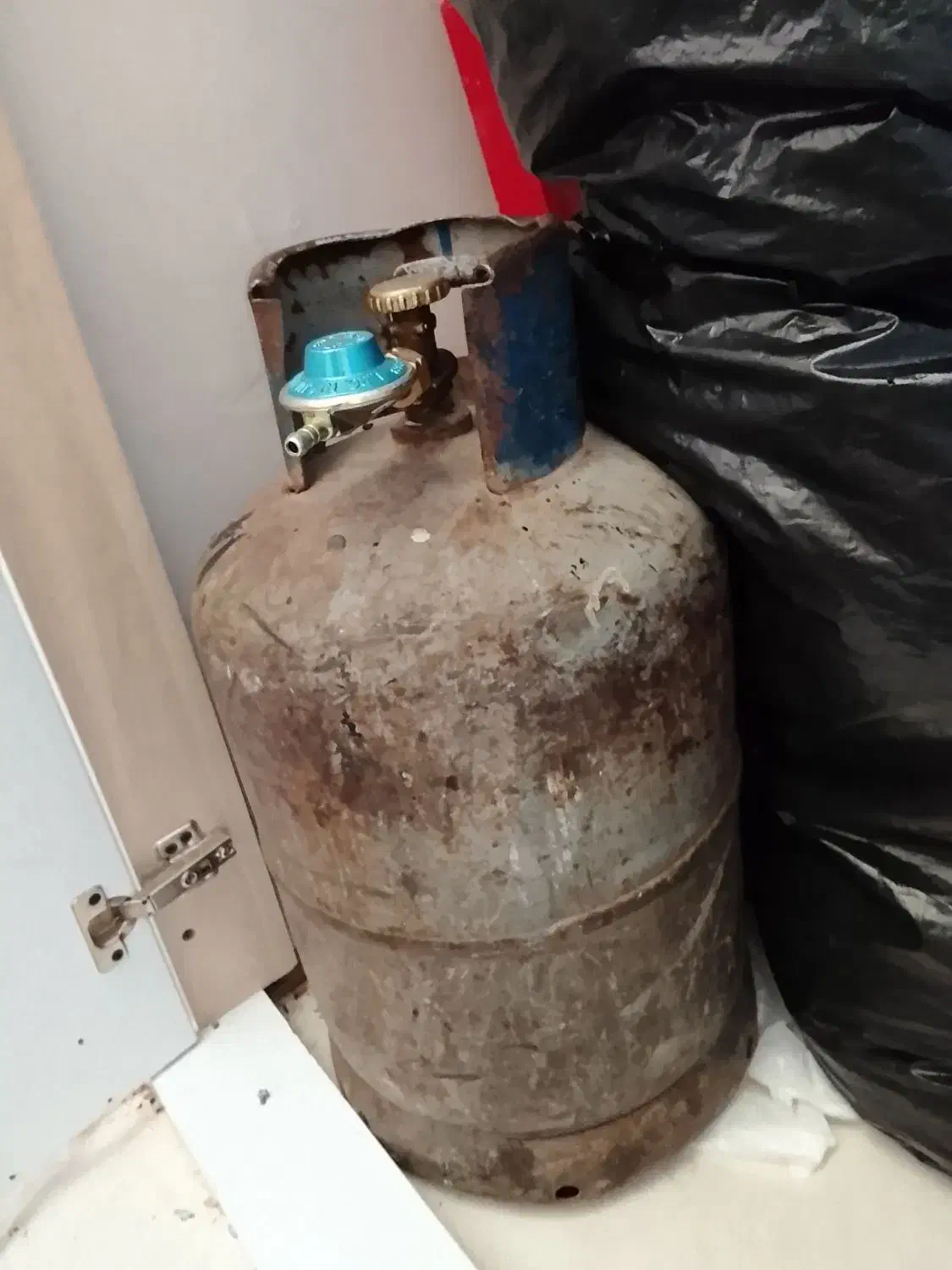 کپسول گاز|ابزارآلات|بومهن, |دیوار