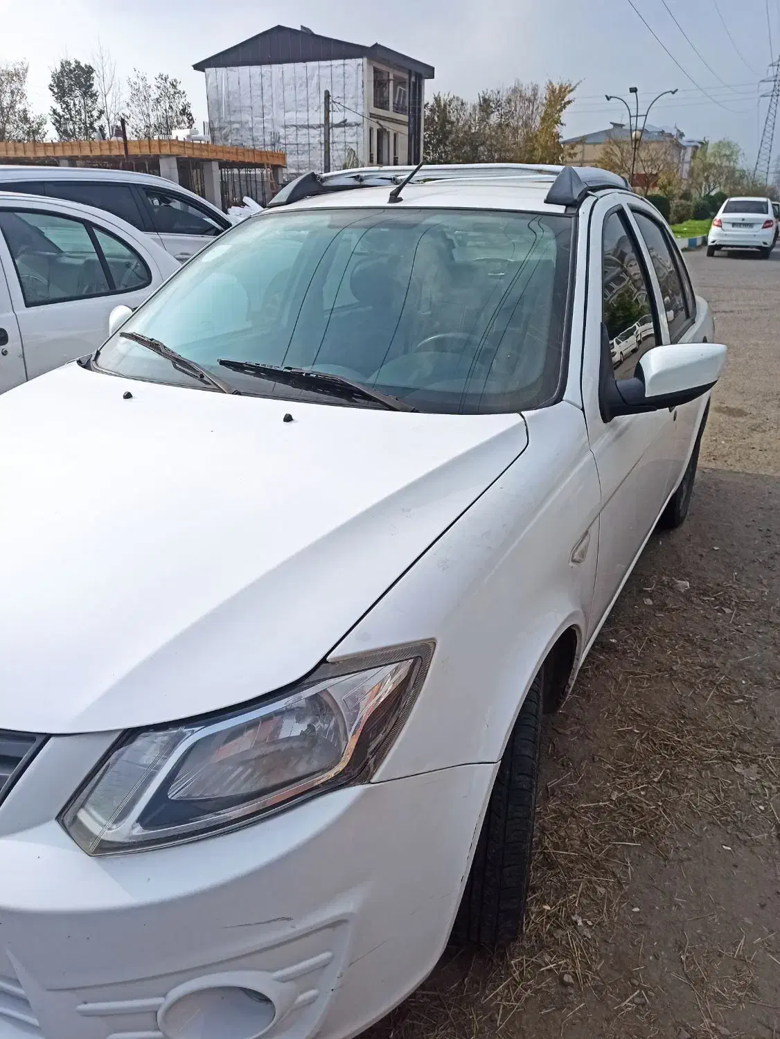 ساینا مدل۹۹|خودرو سواری و وانت|رشت, آزادگان|دیوار