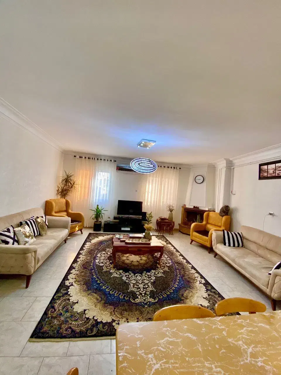 رهن واحد ۹۰ متری شهرداری/استادسرا|اجارهٔ آپارتمان|رشت, استادسرا|دیوار