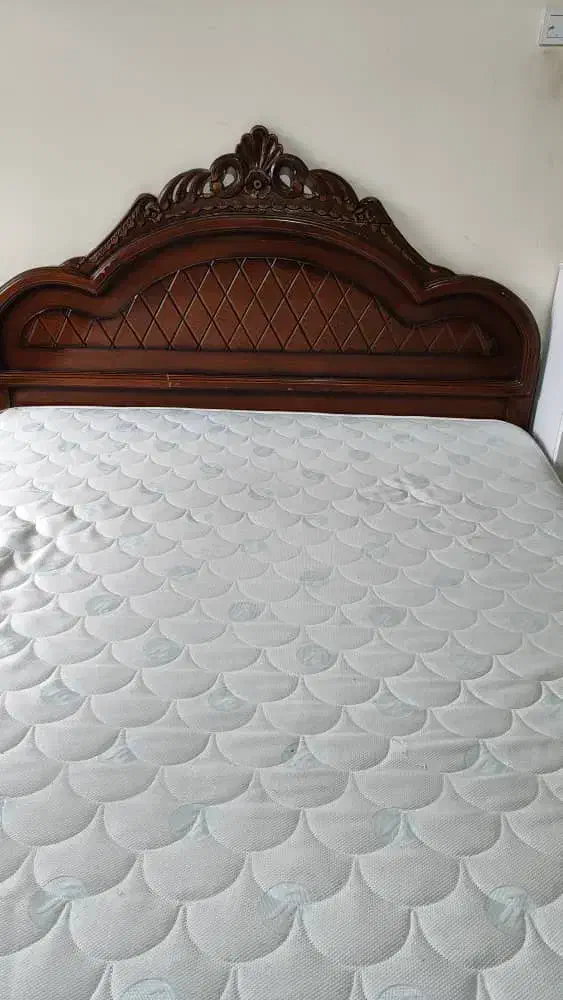تخت منبت کاری قدیمی +تشک تخت|تخت و سرویس خواب|رشت, فخب|دیوار