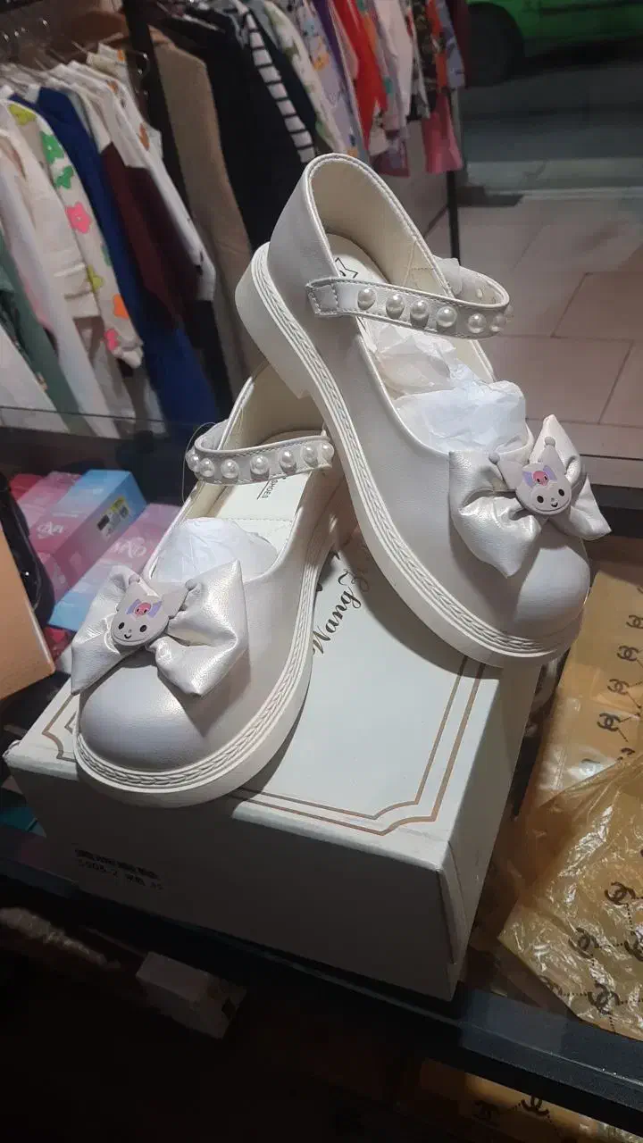 کفش نو|کفش و لباس بچه|محمدشهر, محمدشهر|دیوار