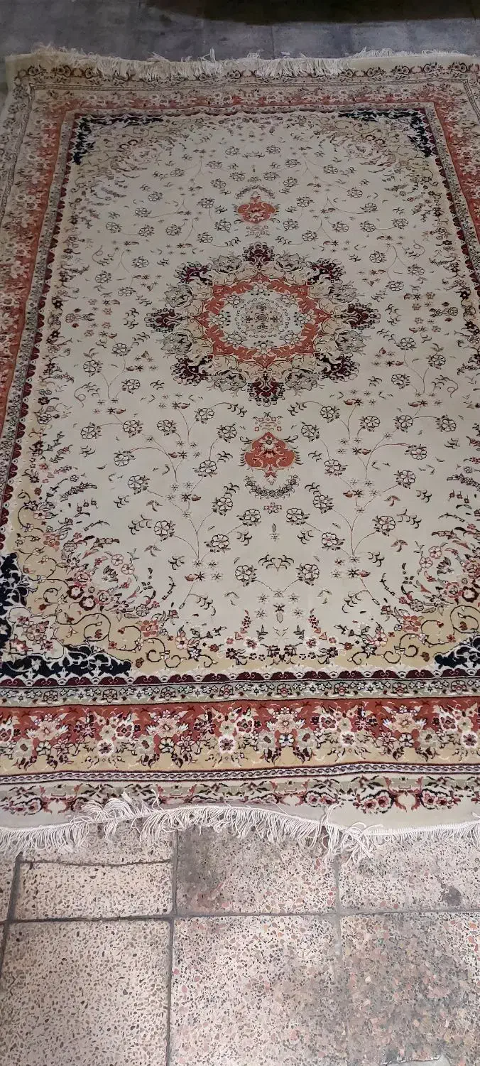 فرش ۶ متری زمینه کرم|فرش|فردیس, فرامرزیه|دیوار