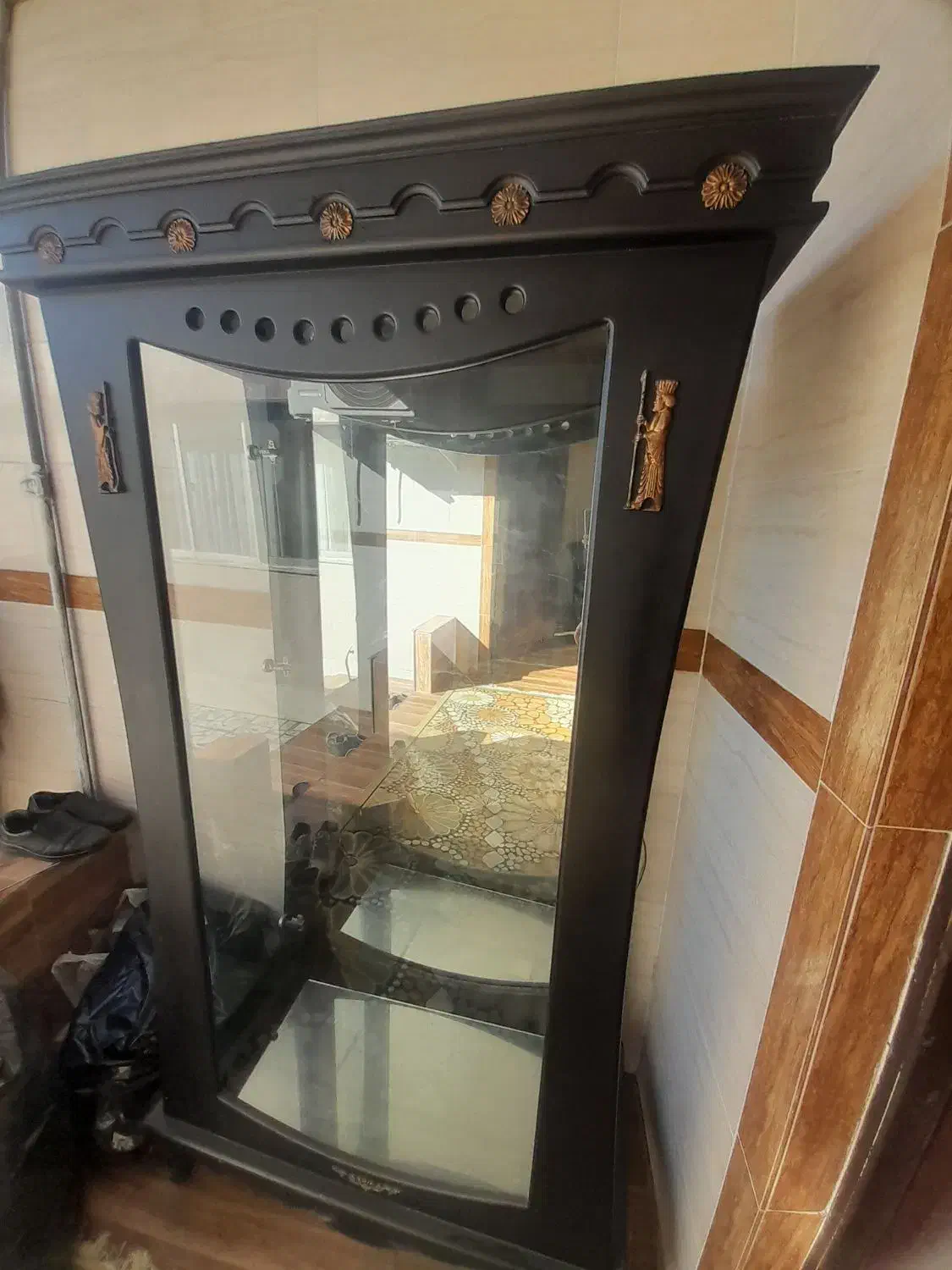 کمد سالنم در حد نو|بوفه، ویترین، کنسول|قائم‌شهر, |دیوار