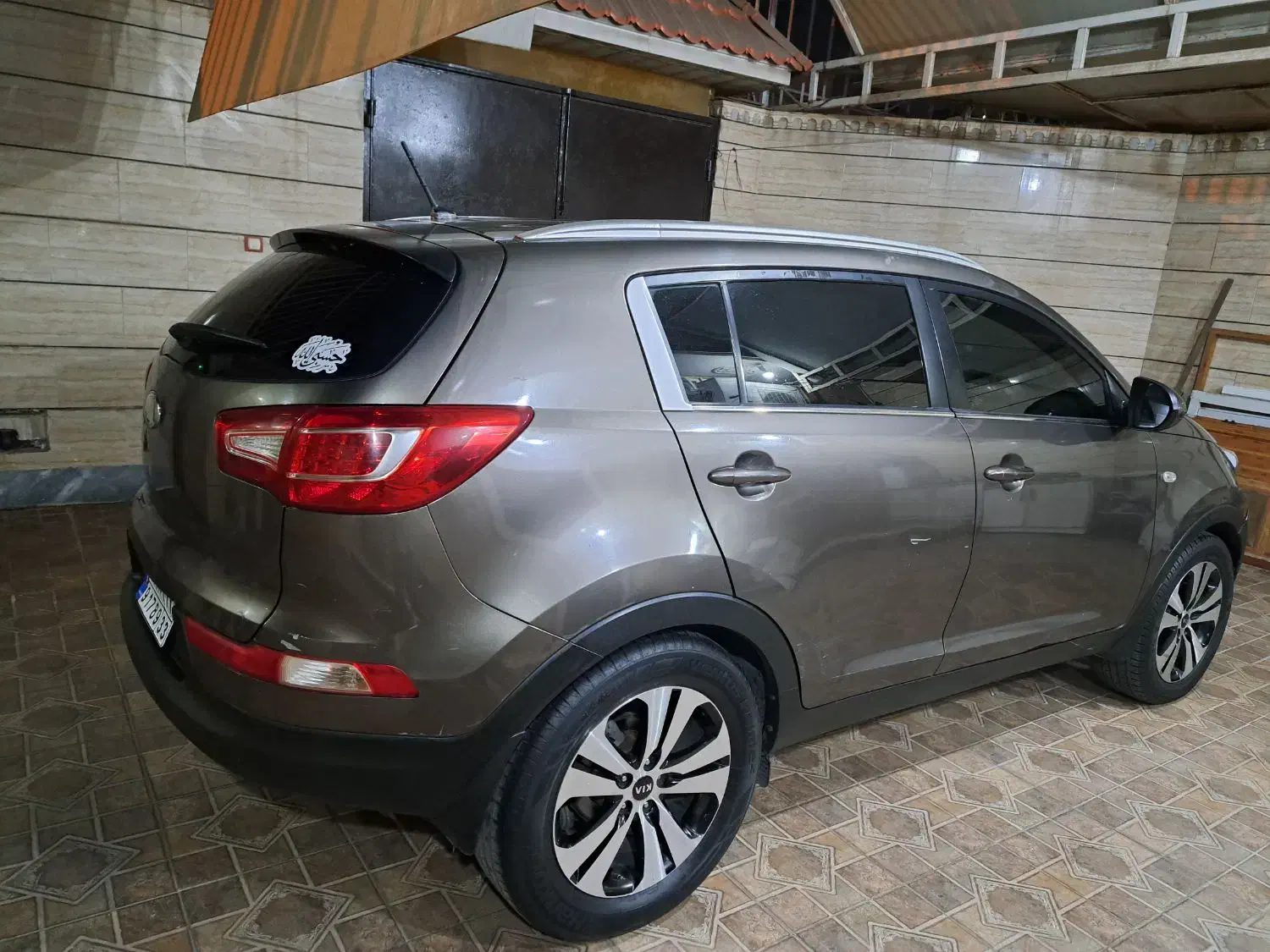 اسپرتیج ۲۰۱۴ خلیج تمیز خانگی|خودرو سواری و وانت|اهواز, کوی جانبازان(دانش)|دیوار