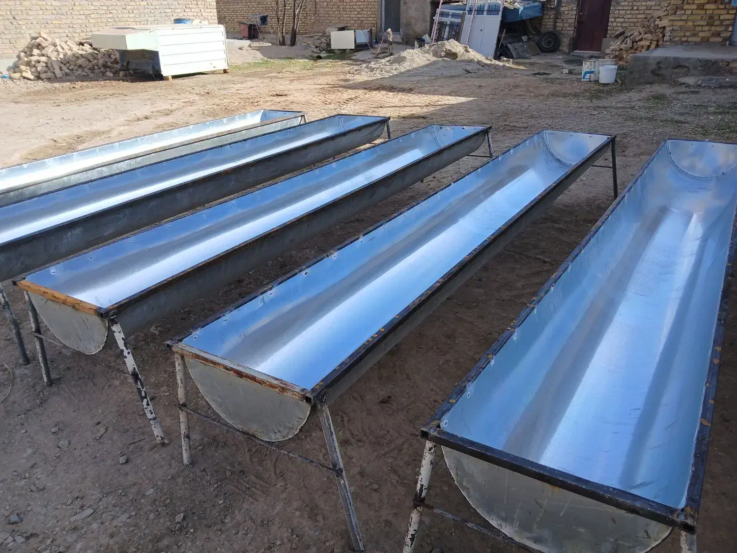 آخور های گوسفندی جوشی ومحکم|لوازم جانبی حیوانات|قیدار, |دیوار