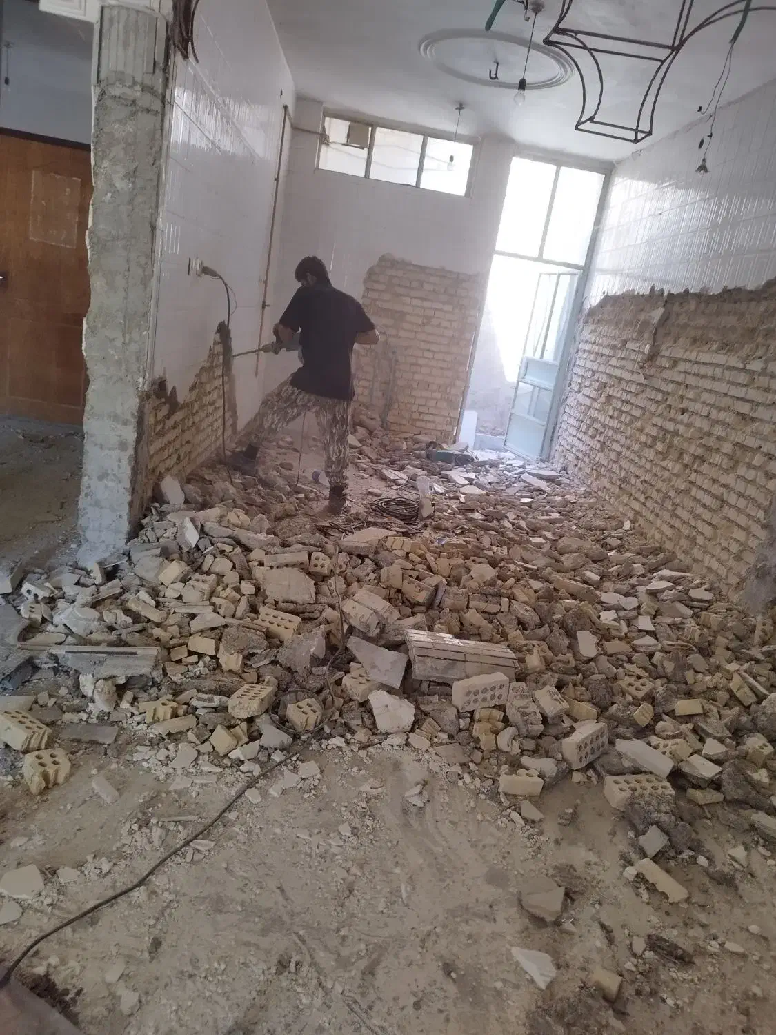 تخریب و جوشکاری|خدمات پیشه و مهارت|شوشتر, |دیوار