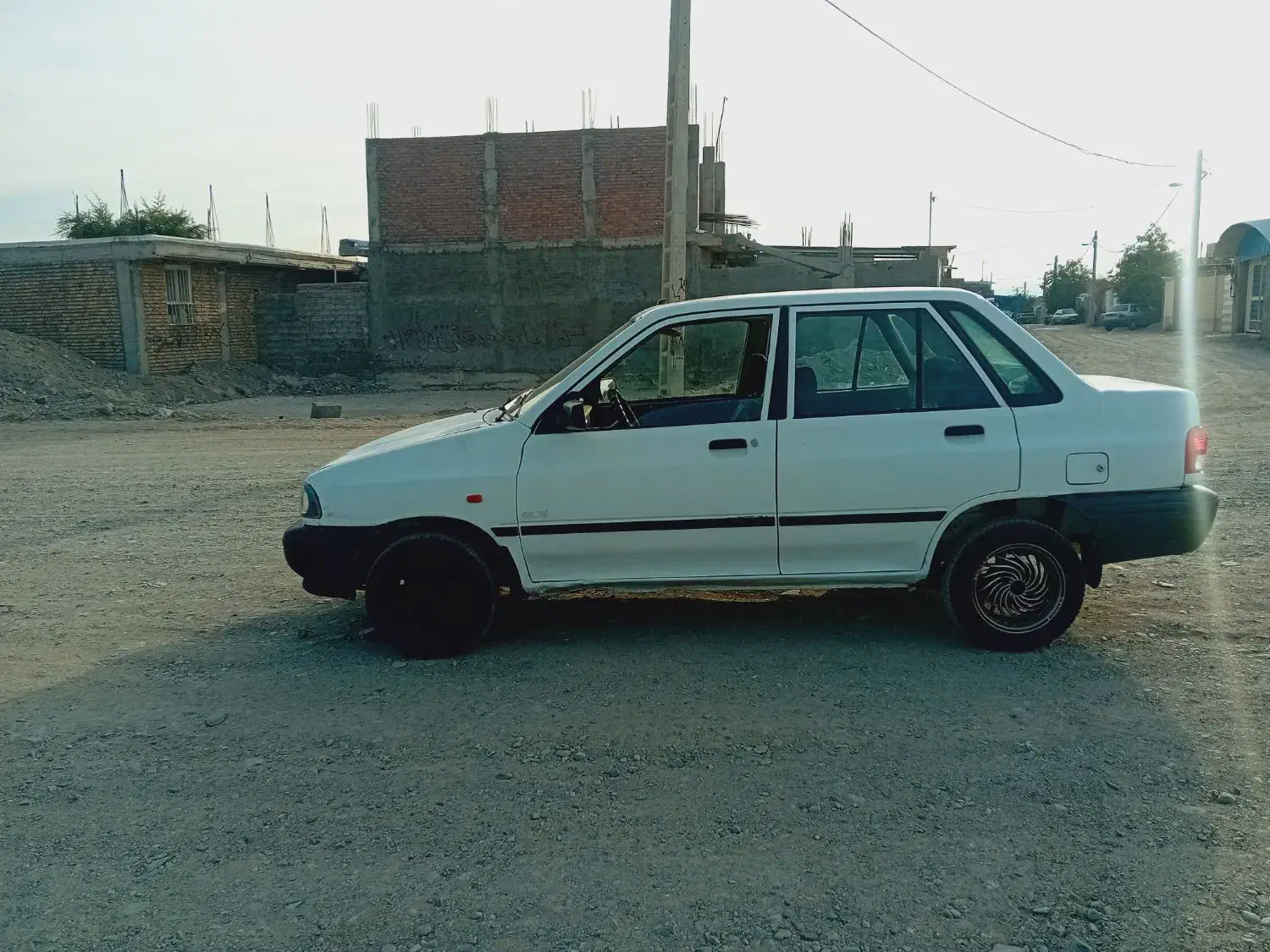 پراید. مدل ۸۵ تمیز به فروش میرسد|خودرو سواری و وانت|جیرفت, |دیوار