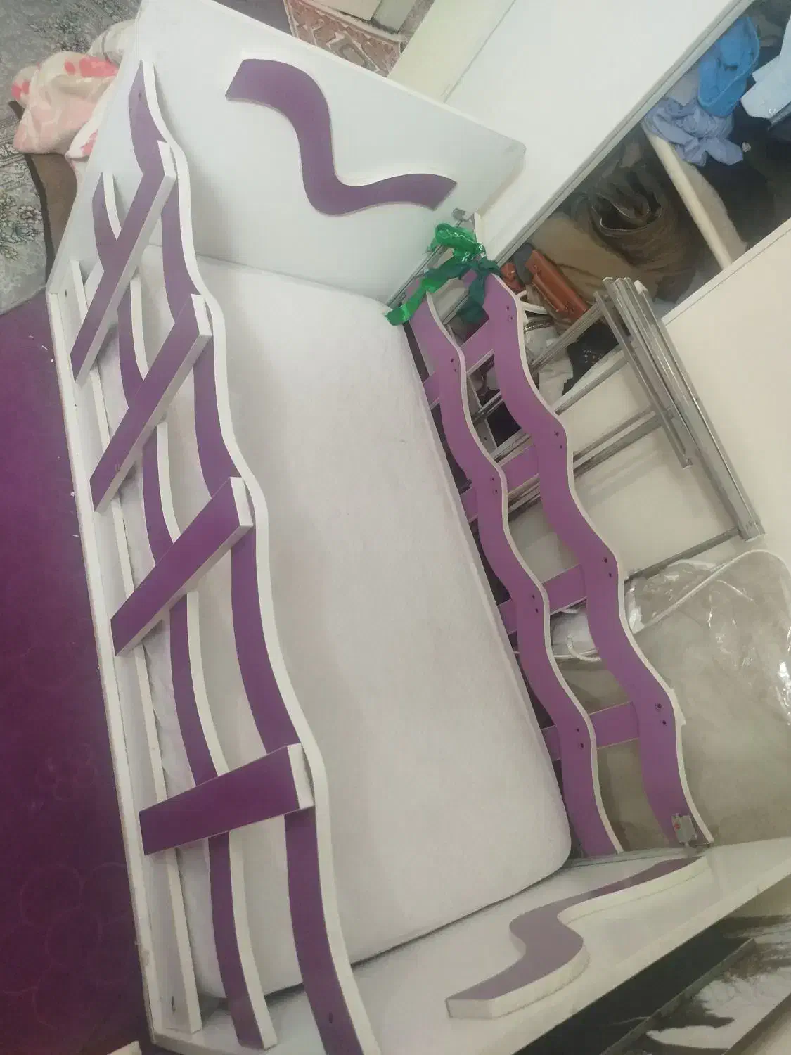 تخت خواب کودک|تخت و صندلی بچه|تهران, دژکام|دیوار