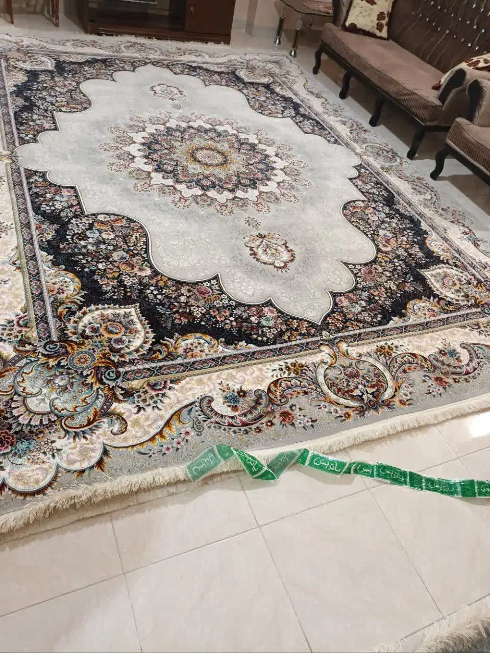 فرش ۱۲ متری دستباف گونه|فرش|همدان, |دیوار