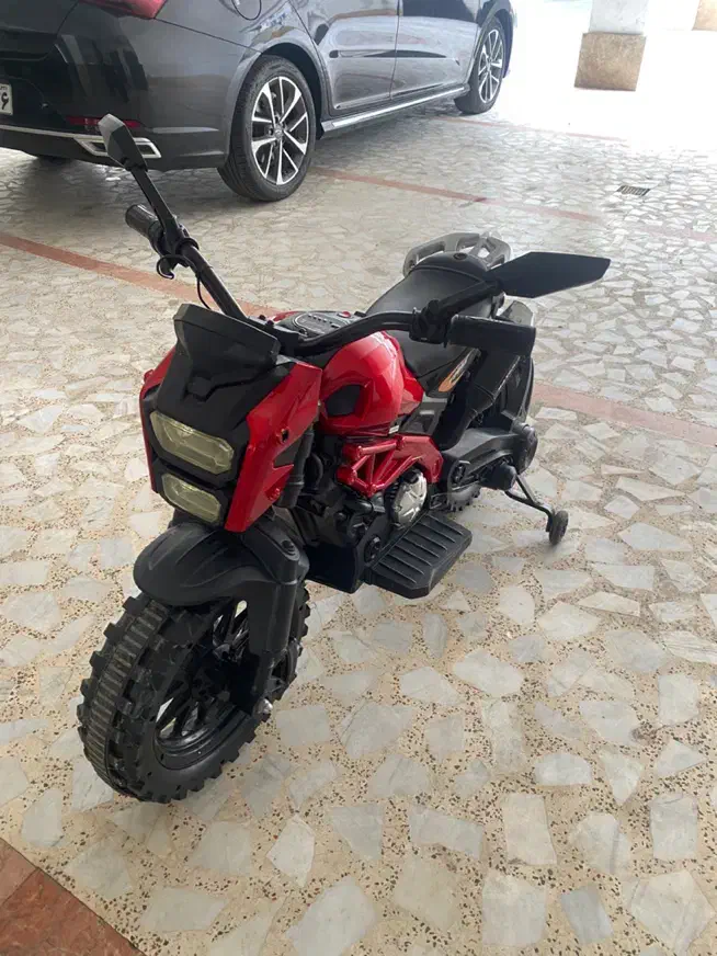 موتور شارژی|اسباب‌‌بازی|رشت, سعدی (تختی)|دیوار