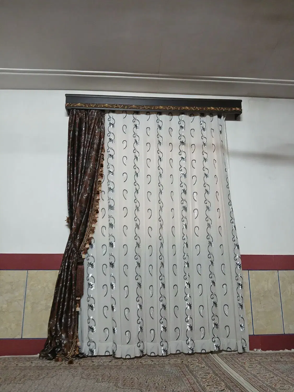 پرده|پرده، رانر، رومیزی|خان ببین, |دیوار