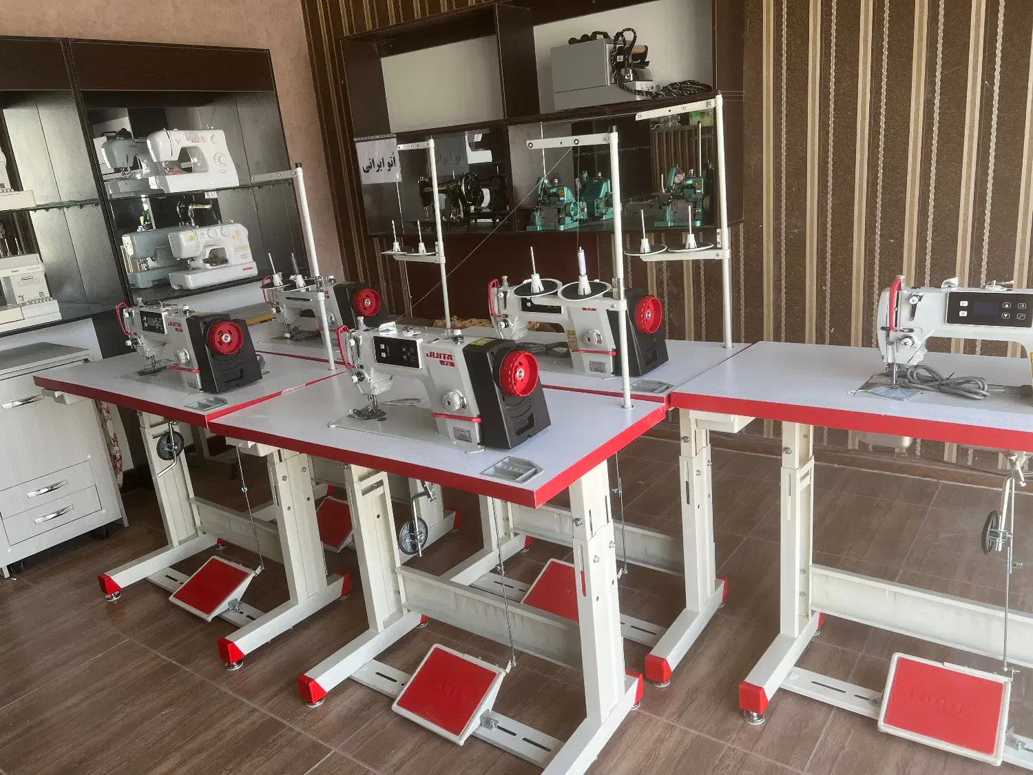 تجهیزات کارگاتو الان ببر پولشو تا دم عید بده|چرخ خیاطی و ریسندگی|رفسنجان, |دیوار