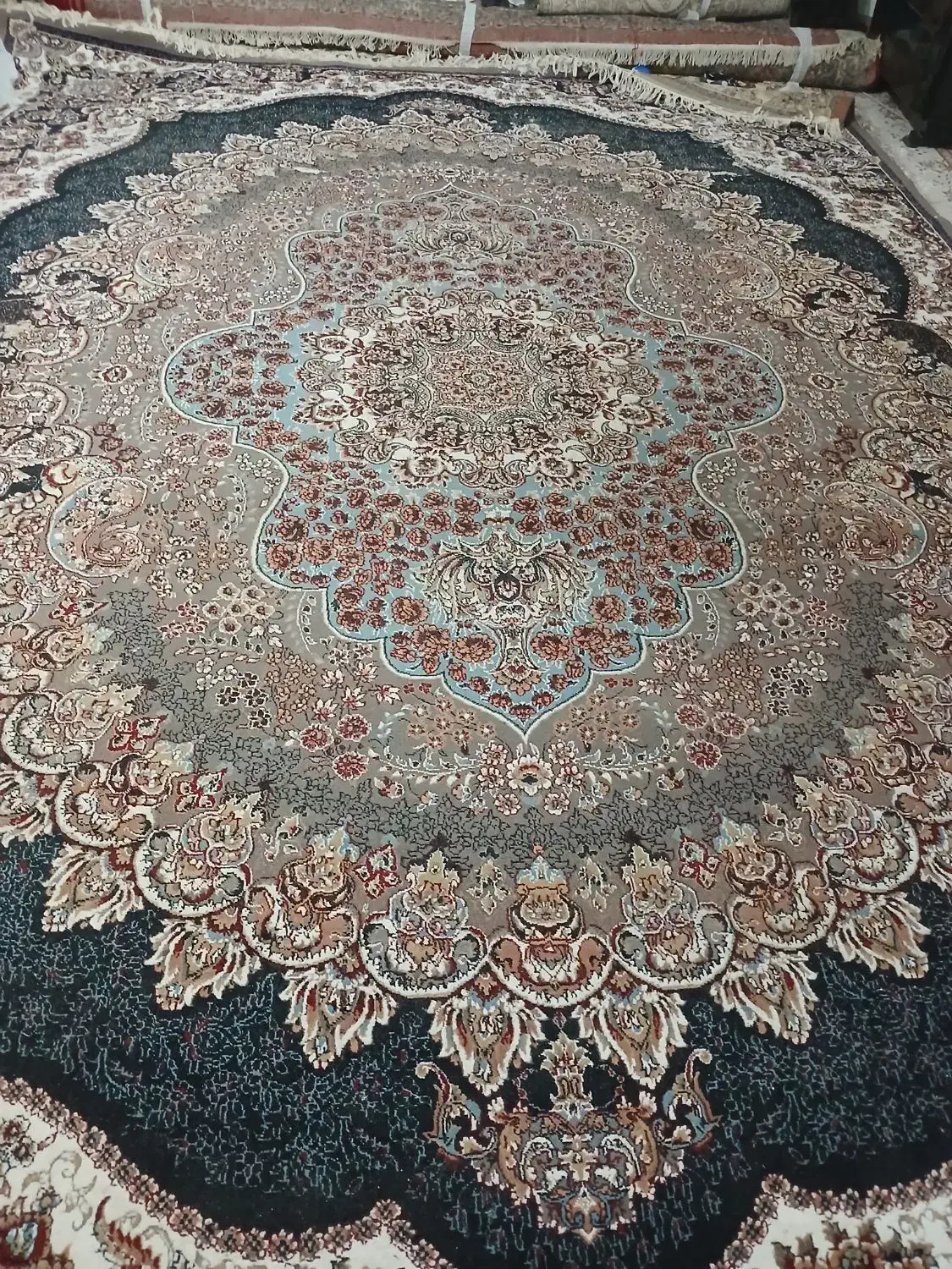 فرش سه در چهار|فرش|شاندیز, |دیوار