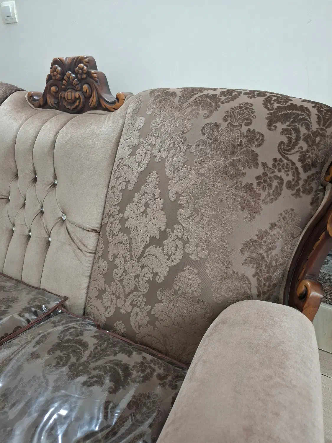 مبل  بسیارزیبا و تمیز و با کیفیت|مبلمان خانگی و میز عسلی|شاهین‌شهر, فردوسی|دیوار