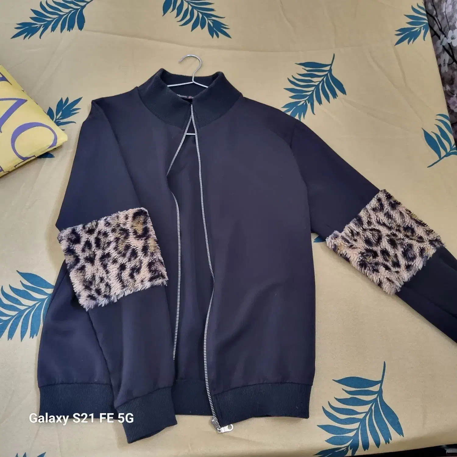 لباس|لباس|اصفهان, شیخ طوسی|دیوار