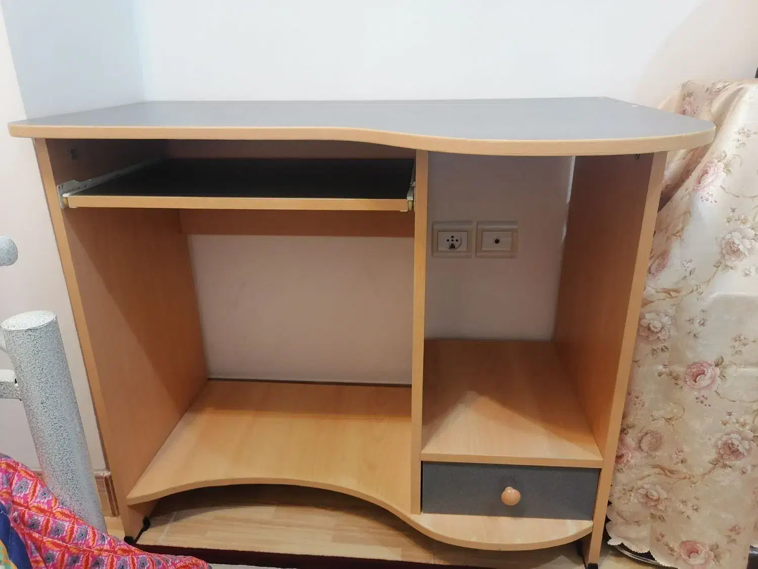 میز کامپیوتر و تحریر|میز تحریر و کامپیوتر|فرخشهر, |دیوار