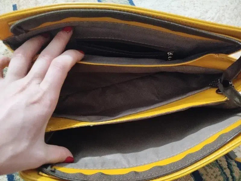 کیف زنانه|کیف، کفش، کمربند|بهبهان, |دیوار