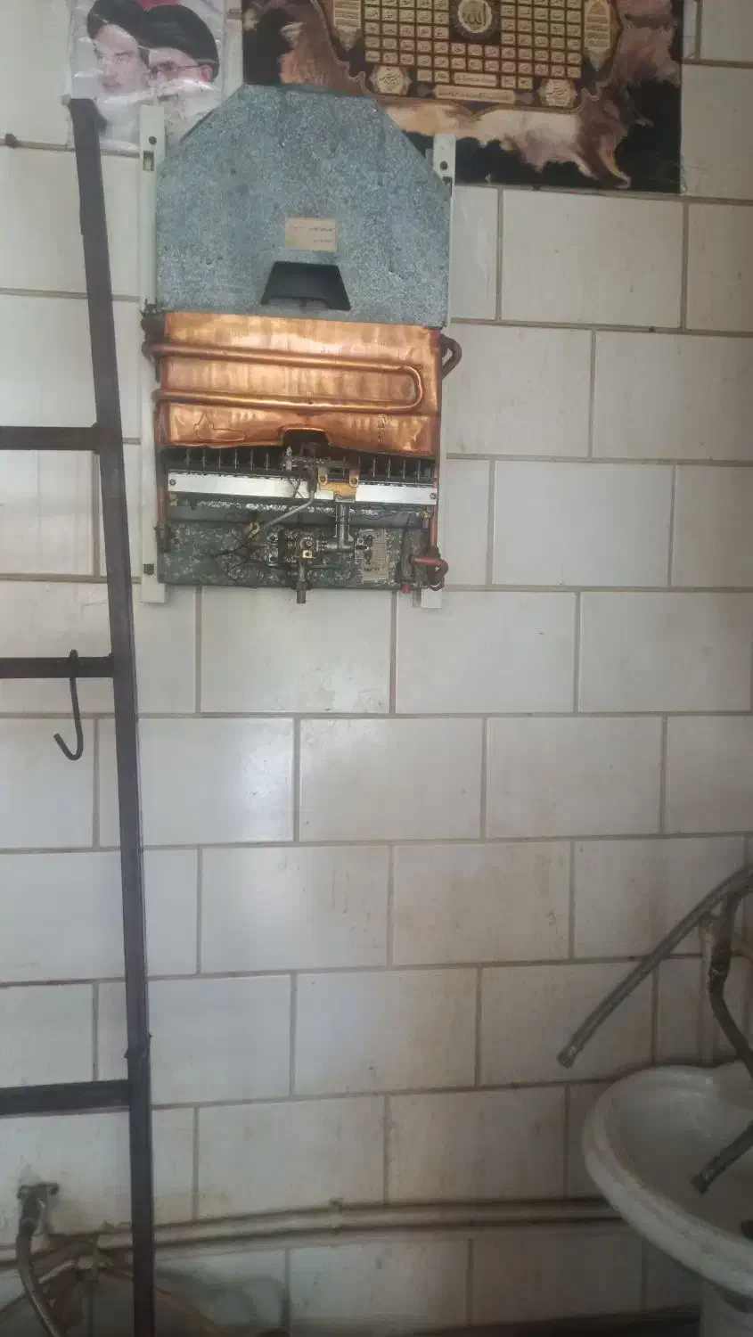 پکیج ابگرمکن بخاری|آبگرمکن، پکیج، شوفاژ|شهرکرد, |دیوار